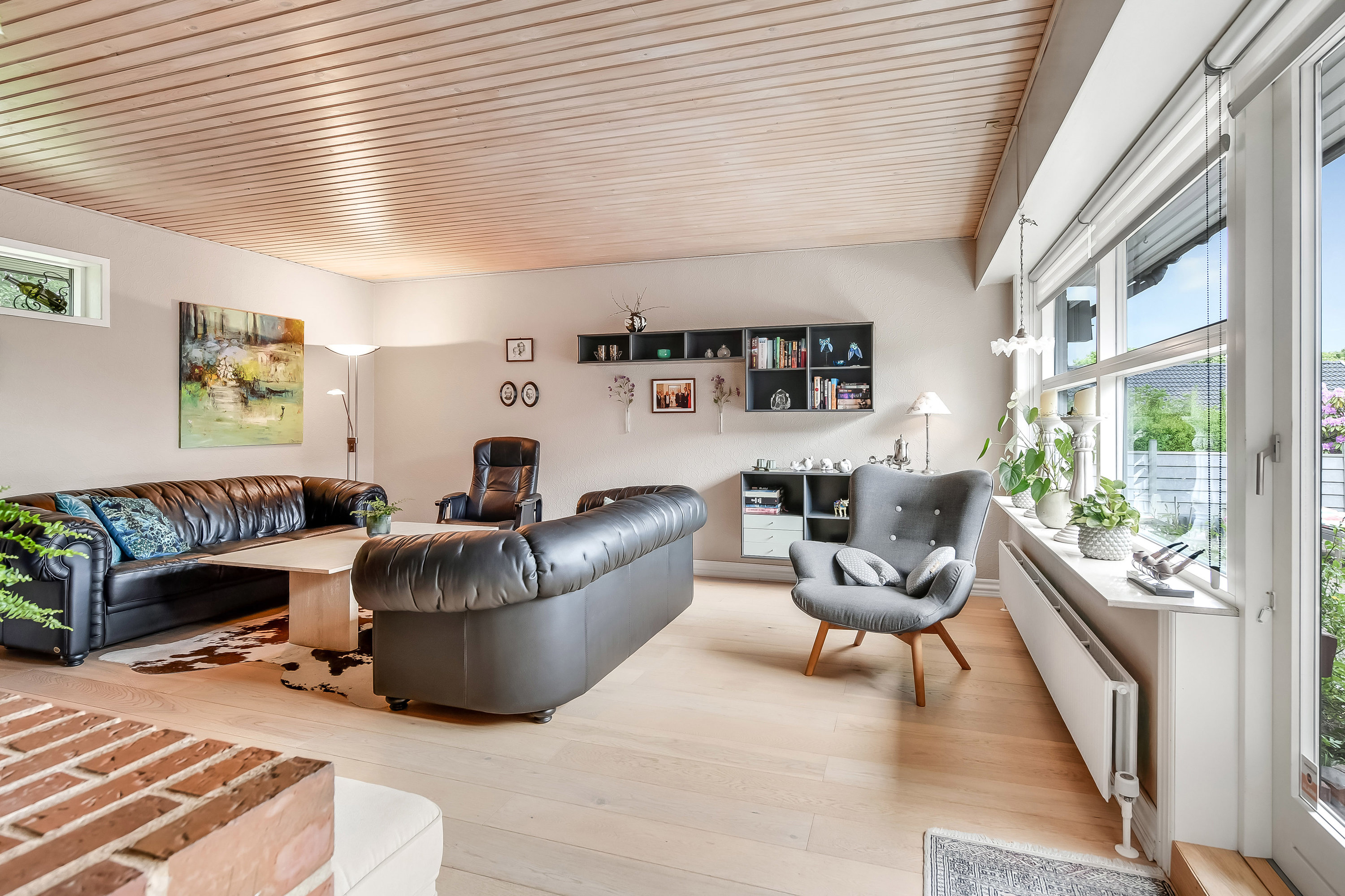 Fremhævet stue billede i fuldskærmstilstand. Billede af Gudenåvænget 14, 6710 Esbjerg V