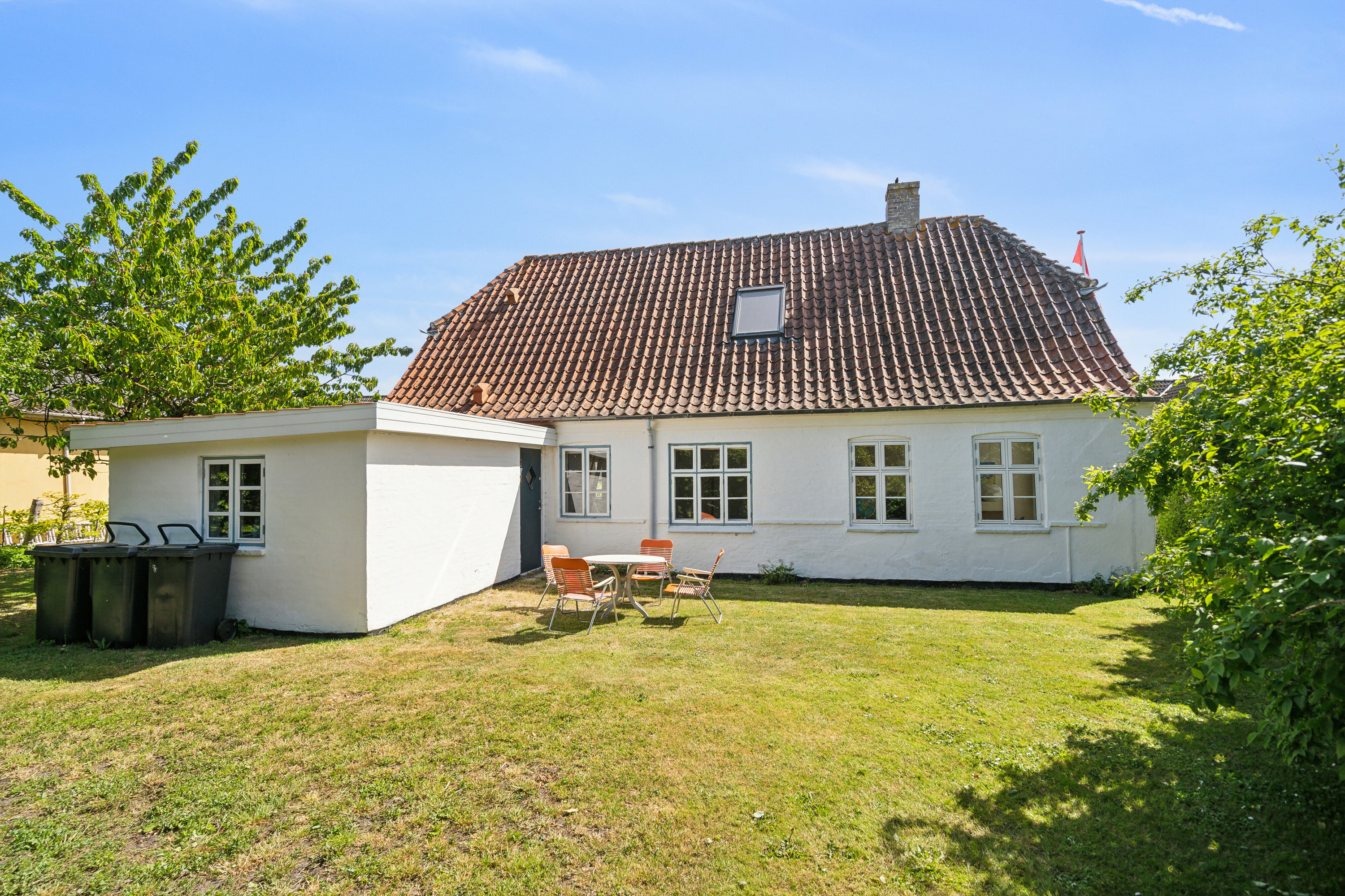 Fremhævet set fra baghaven billede i fuldskærmstilstand. Billede af Bundgårdsballe 35, Nørreby, 5400 Bogense