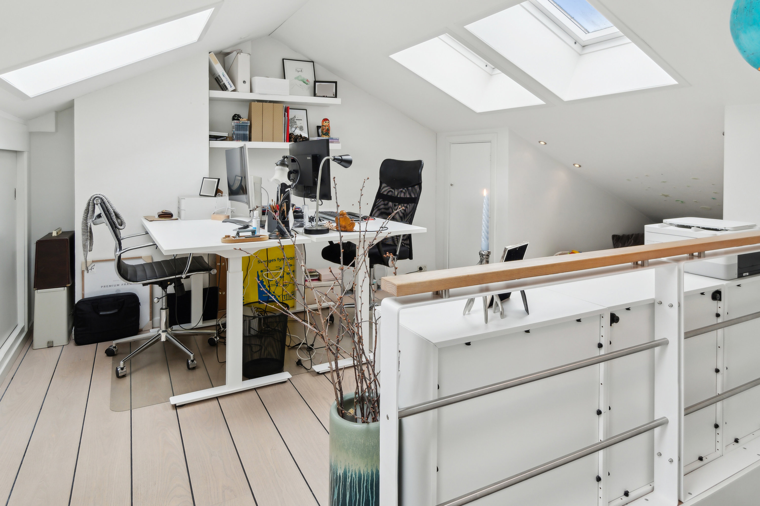 Fremhævet værelse billede i fuldskærmstilstand. Billede af Gartnersvinget 43, 2800 Kongens Lyngby