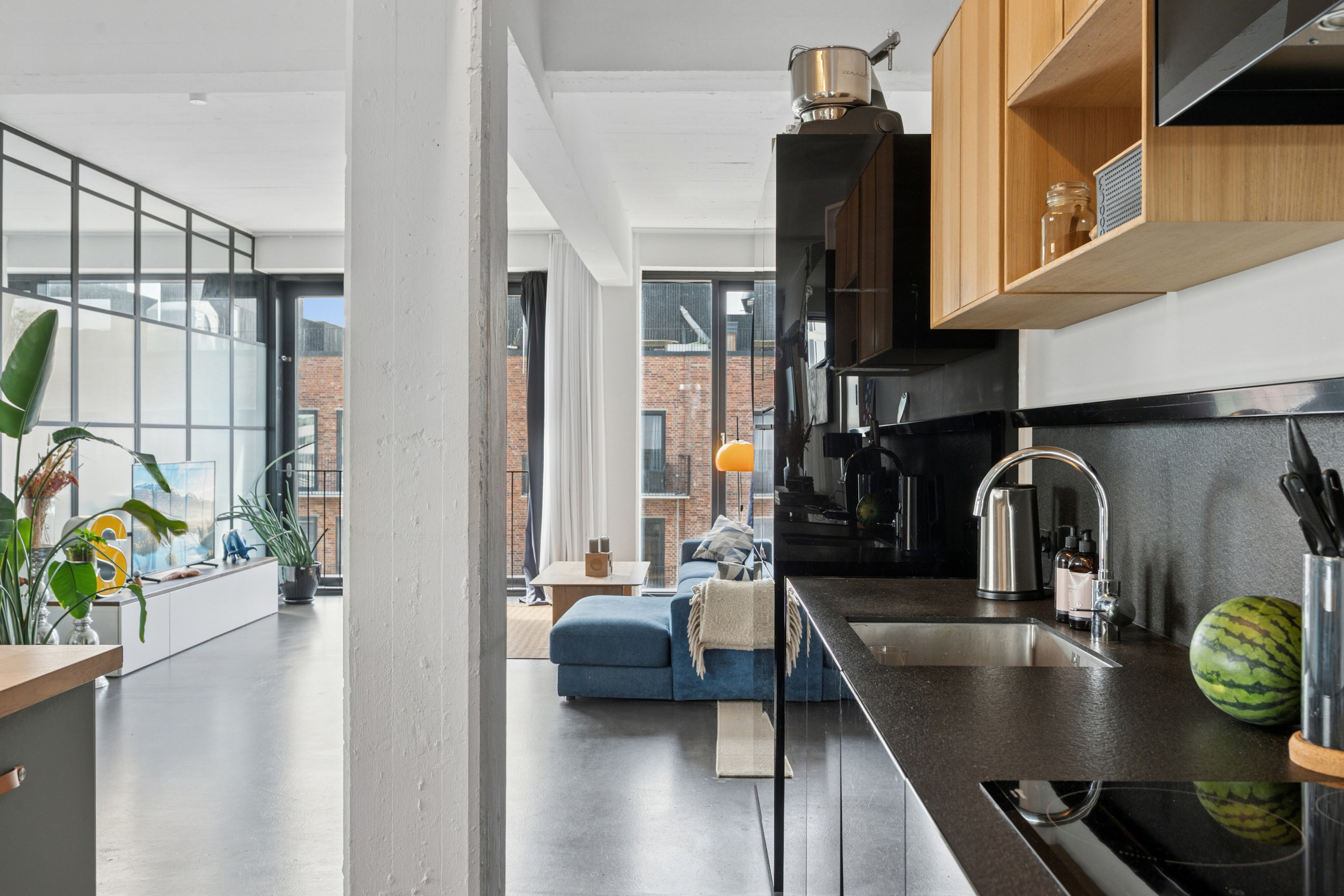 Fremhævet køkken billede i fuldskærmstilstand. Billede af Islands Brygge 83A, 3. th., 2300 København S