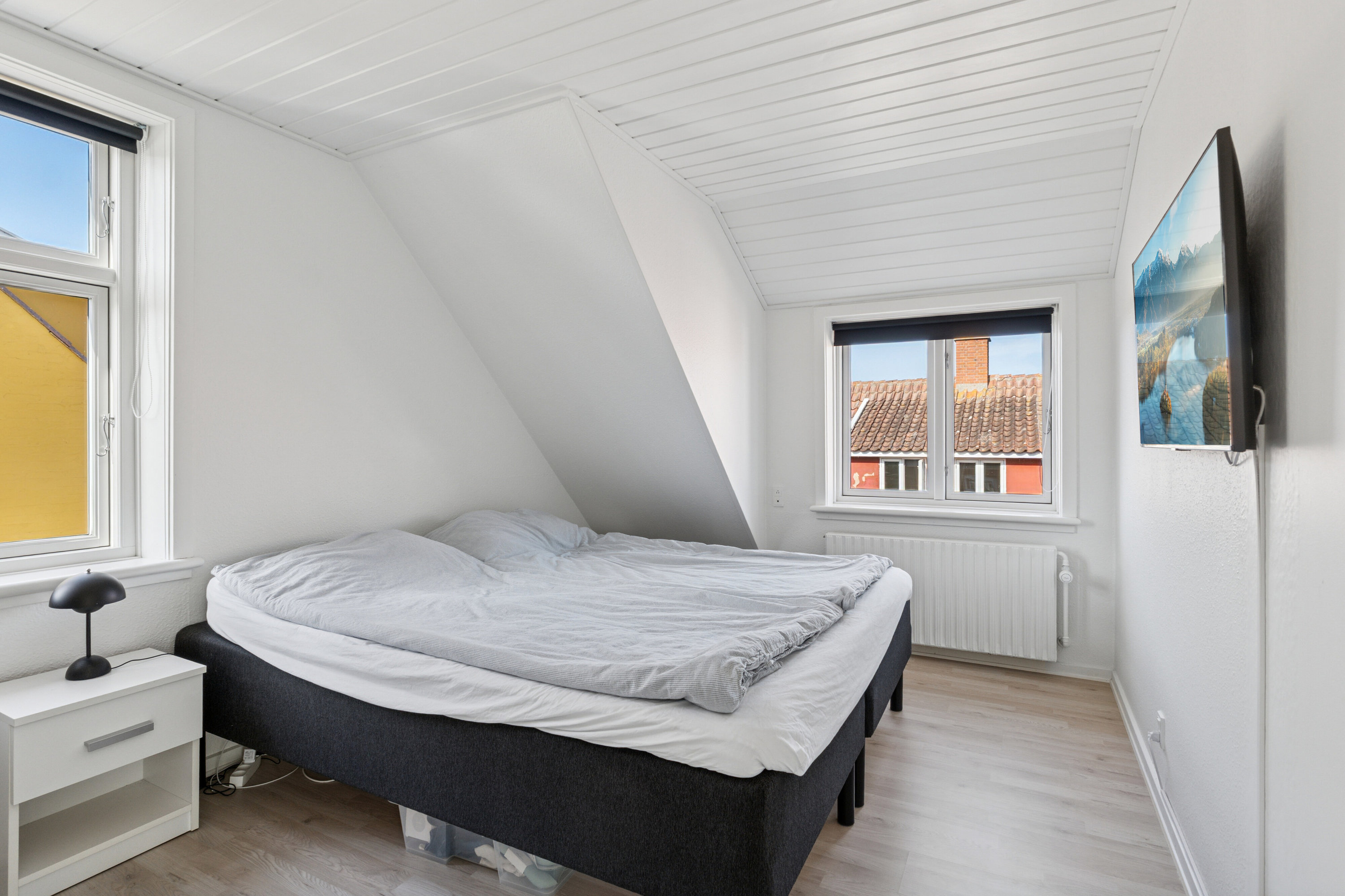 Fremhævet soveværelse billede i fuldskærmstilstand. Billede af Rosengade 11, 3770 Allinge