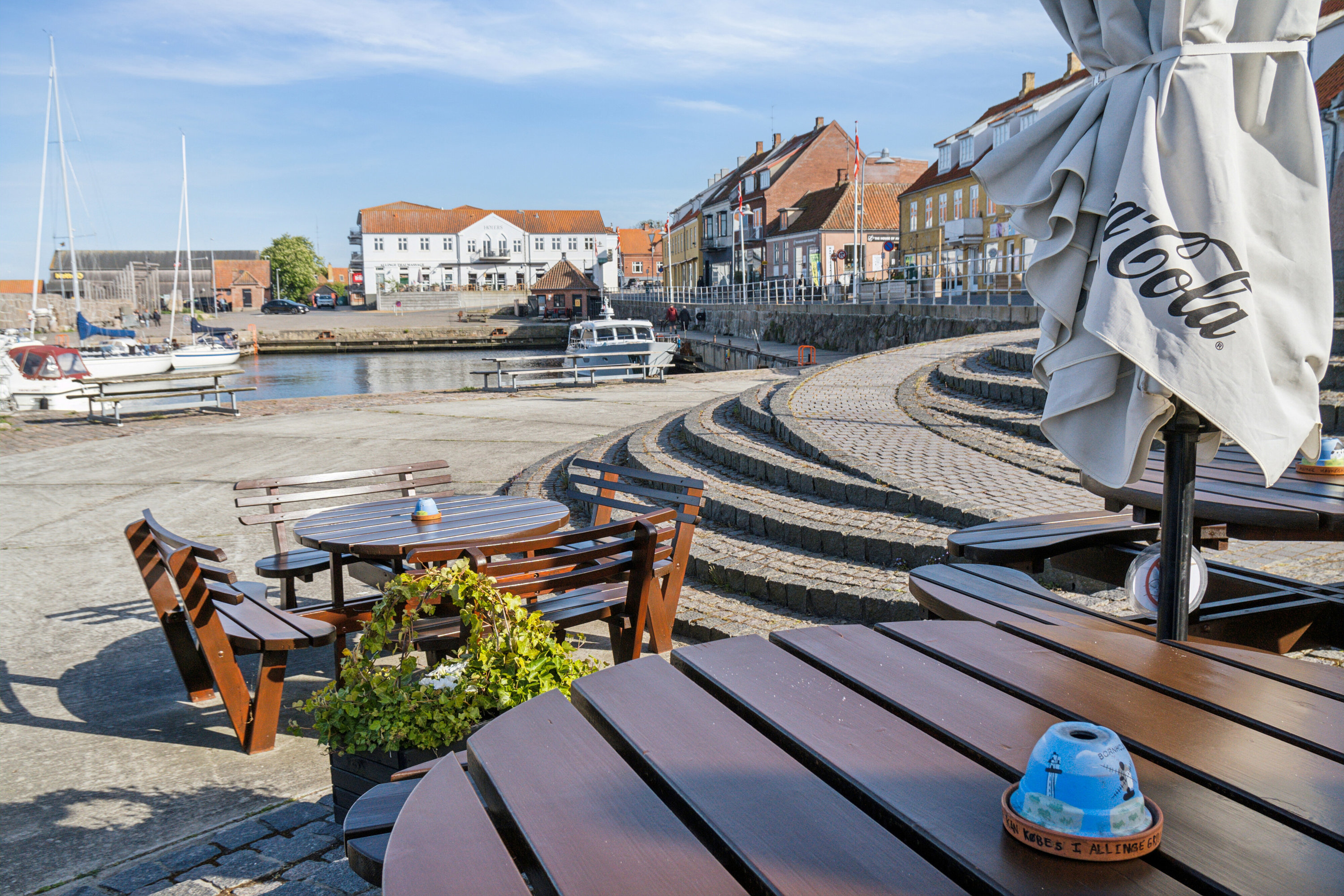 Fremhævet udendørs billede i fuldskærmstilstand. Billede af Rosengade 11, 3770 Allinge