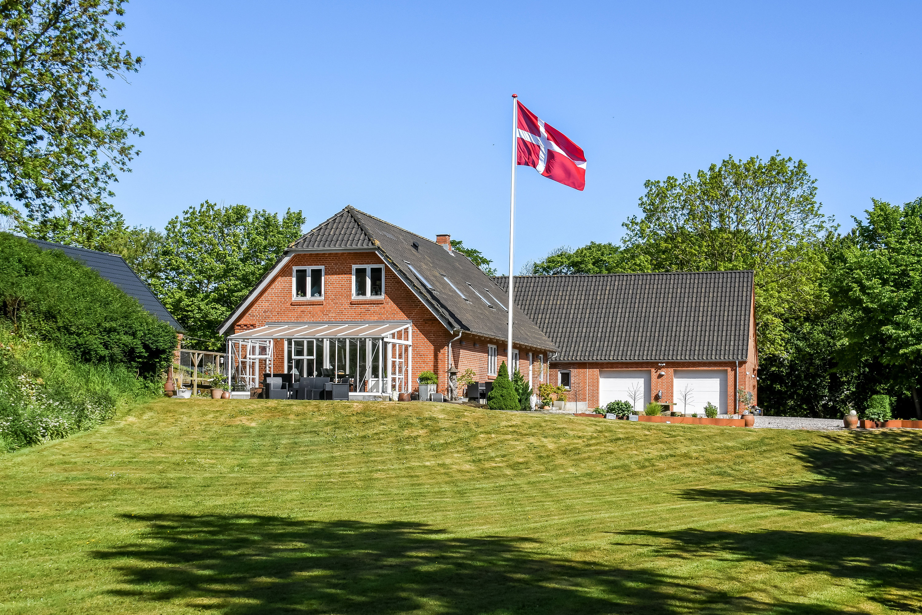 Fremhævet ejendommen billede i fuldskærmstilstand. Billede af Lindeborgvej 18, 7560 Hjerm