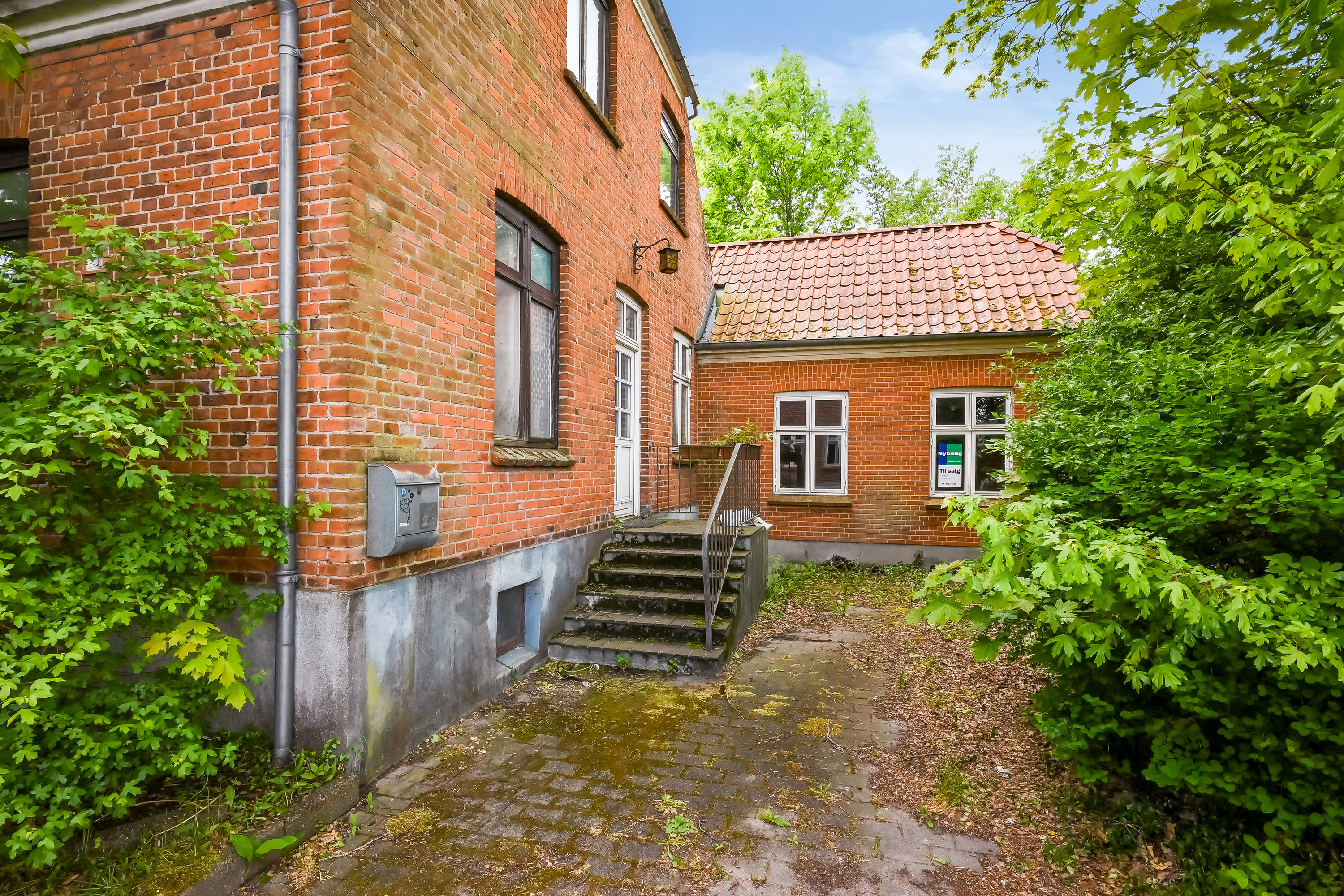 Fremhævet gårdmiljø billede i fuldskærmstilstand. Billede af Allegade 3, 7500 Holstebro