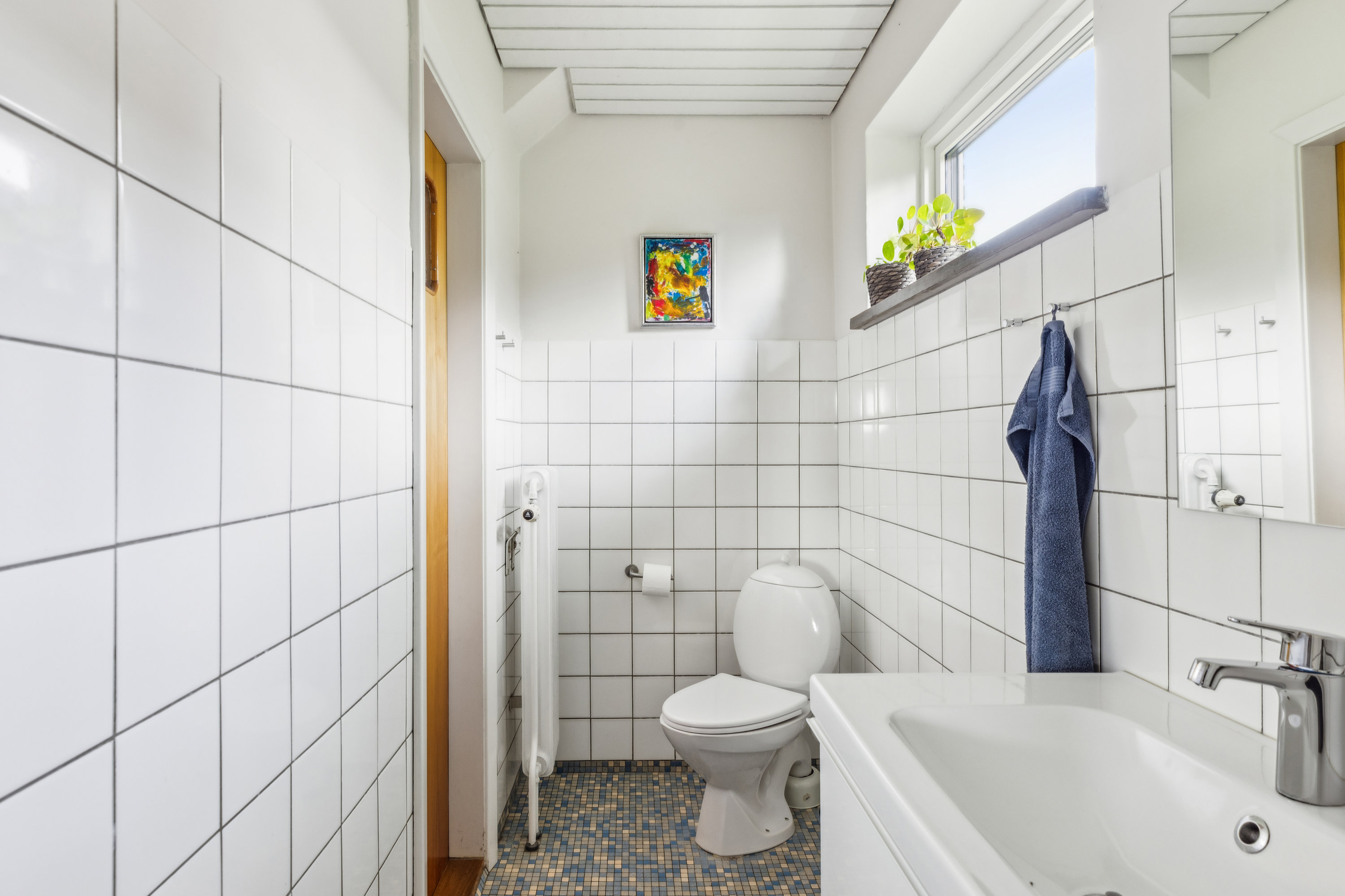 Fremhævet badeværelse billede i fuldskærmstilstand. Billede af Nydamvej 15, Øster Sottrup, 6400 Sønderborg