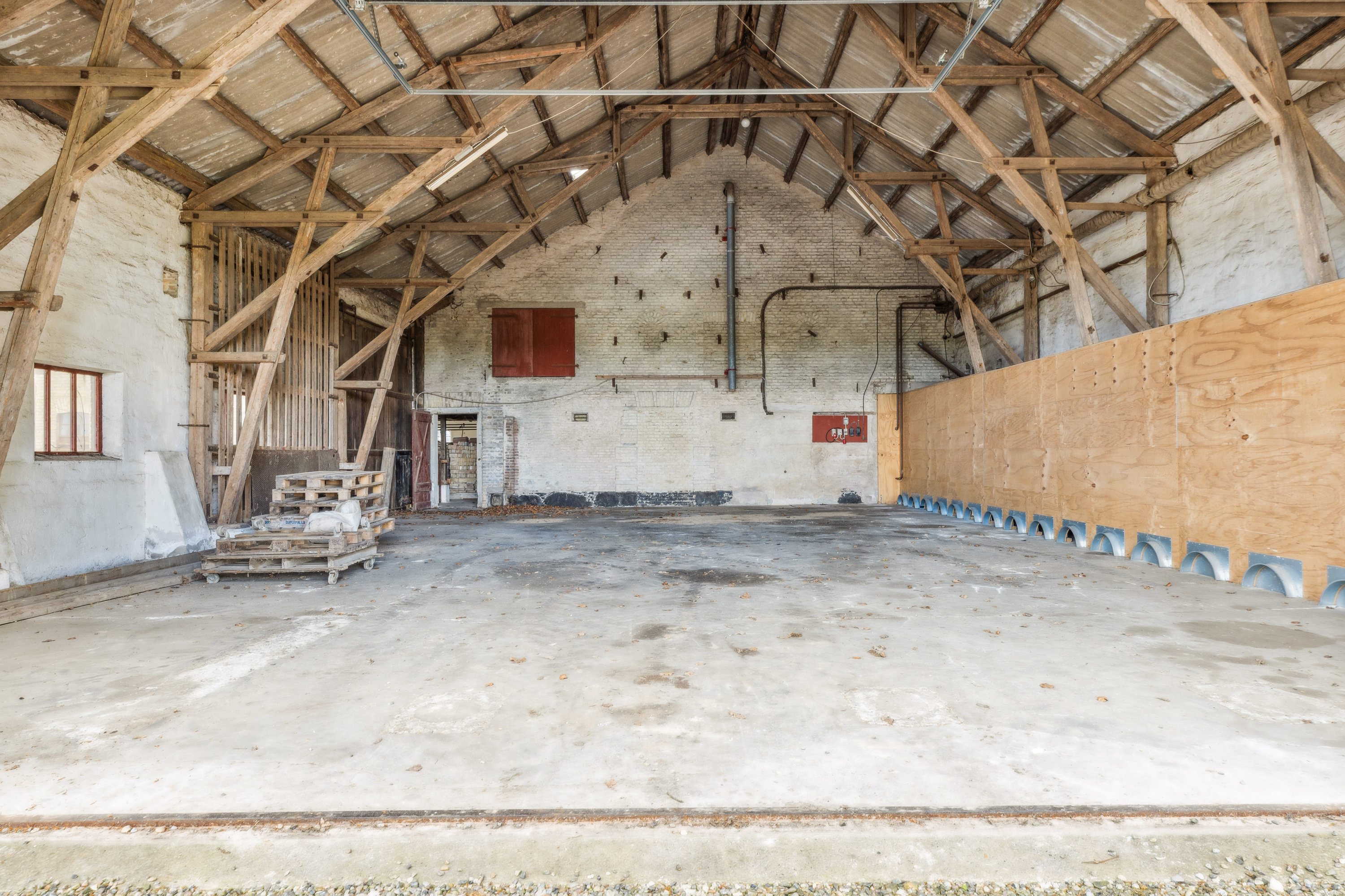 Fremhævet garage billede i fuldskærmstilstand. Billede af Nydamvej 15, Øster Sottrup, 6400 Sønderborg