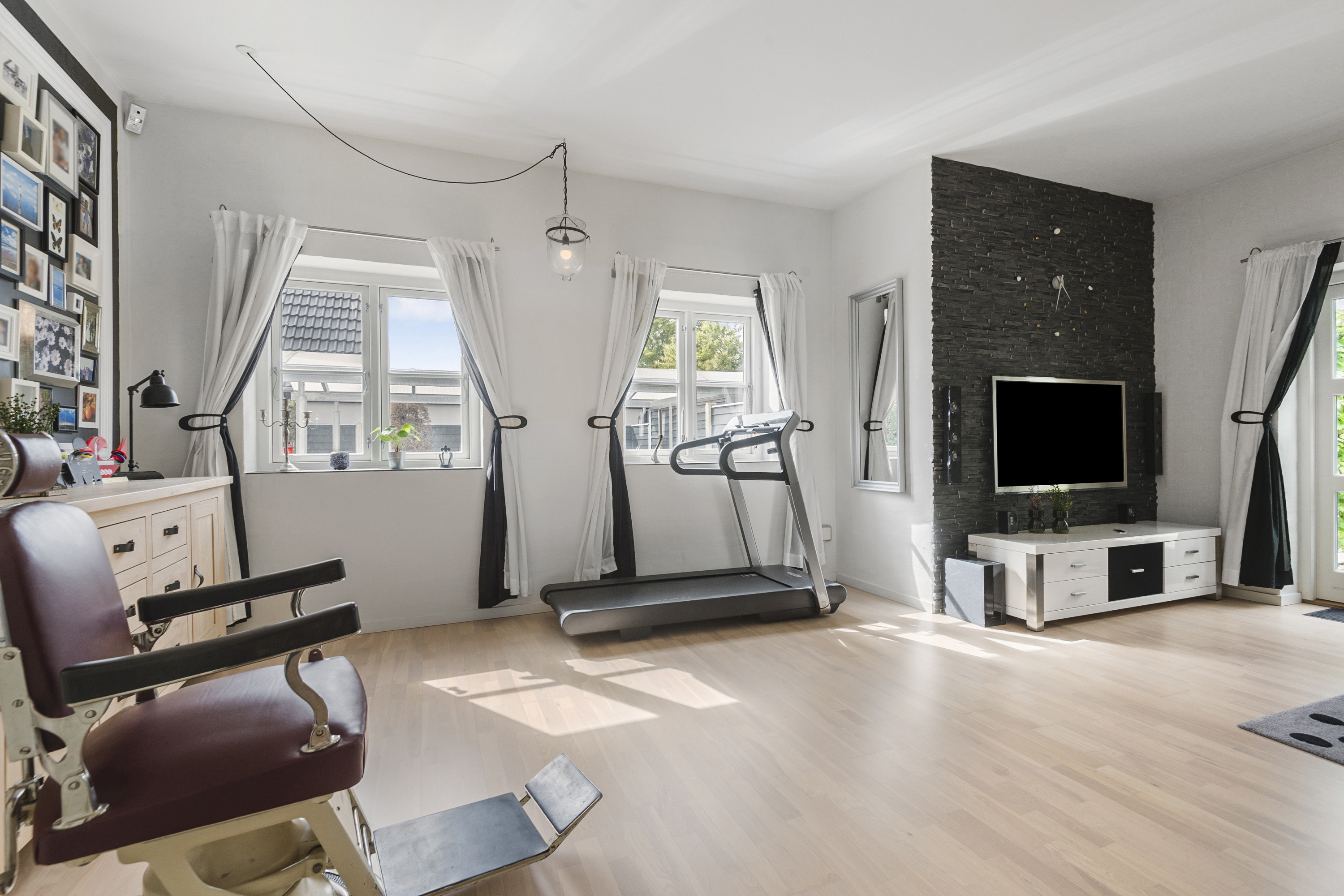 Fremhævet stue billede i fuldskærmstilstand. Billede af Fortuna Alle 78, 6705 Esbjerg Ø