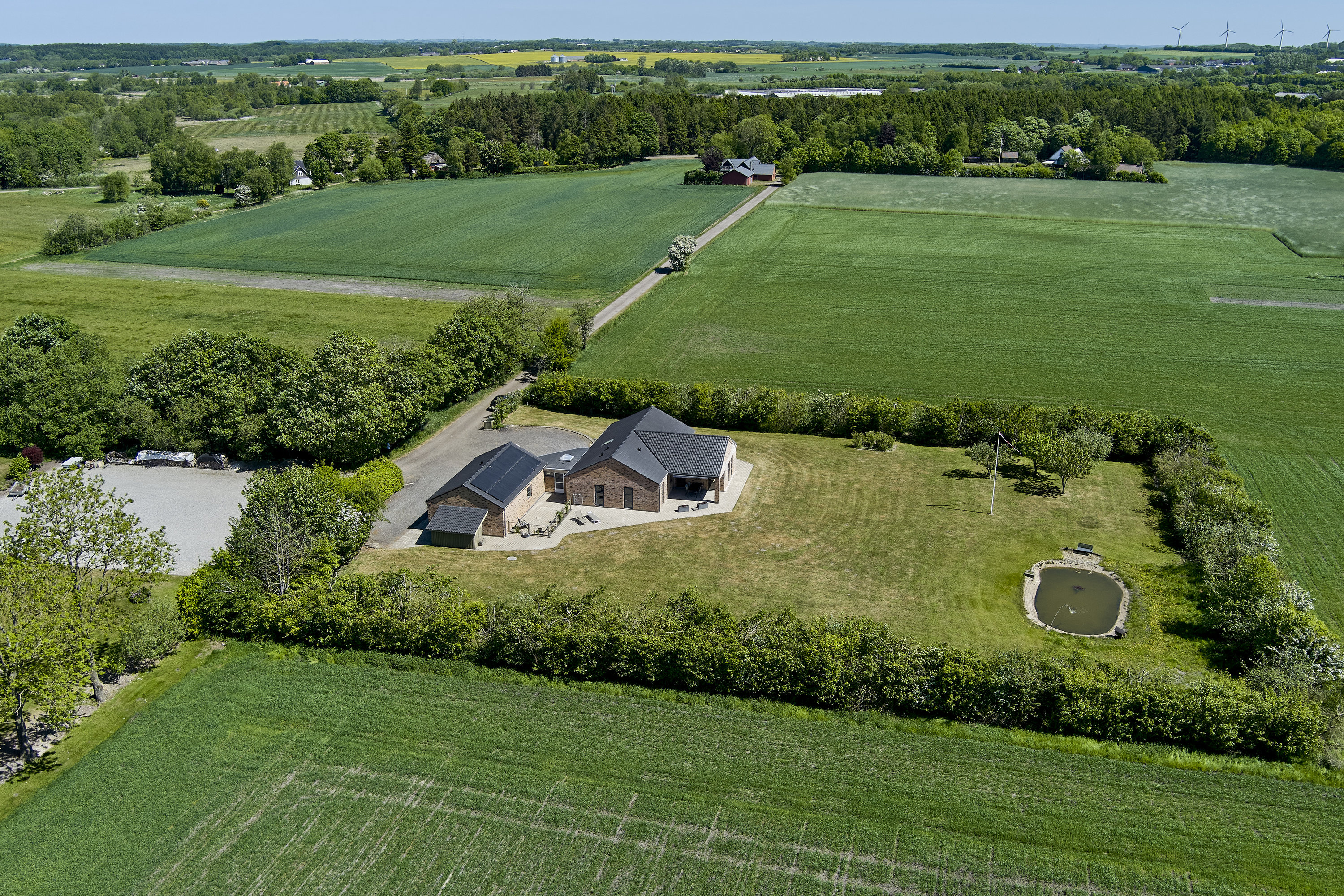 Fremhævet  billede i fuldskærmstilstand. Billede af Kærvejen 47, 7171 Uldum