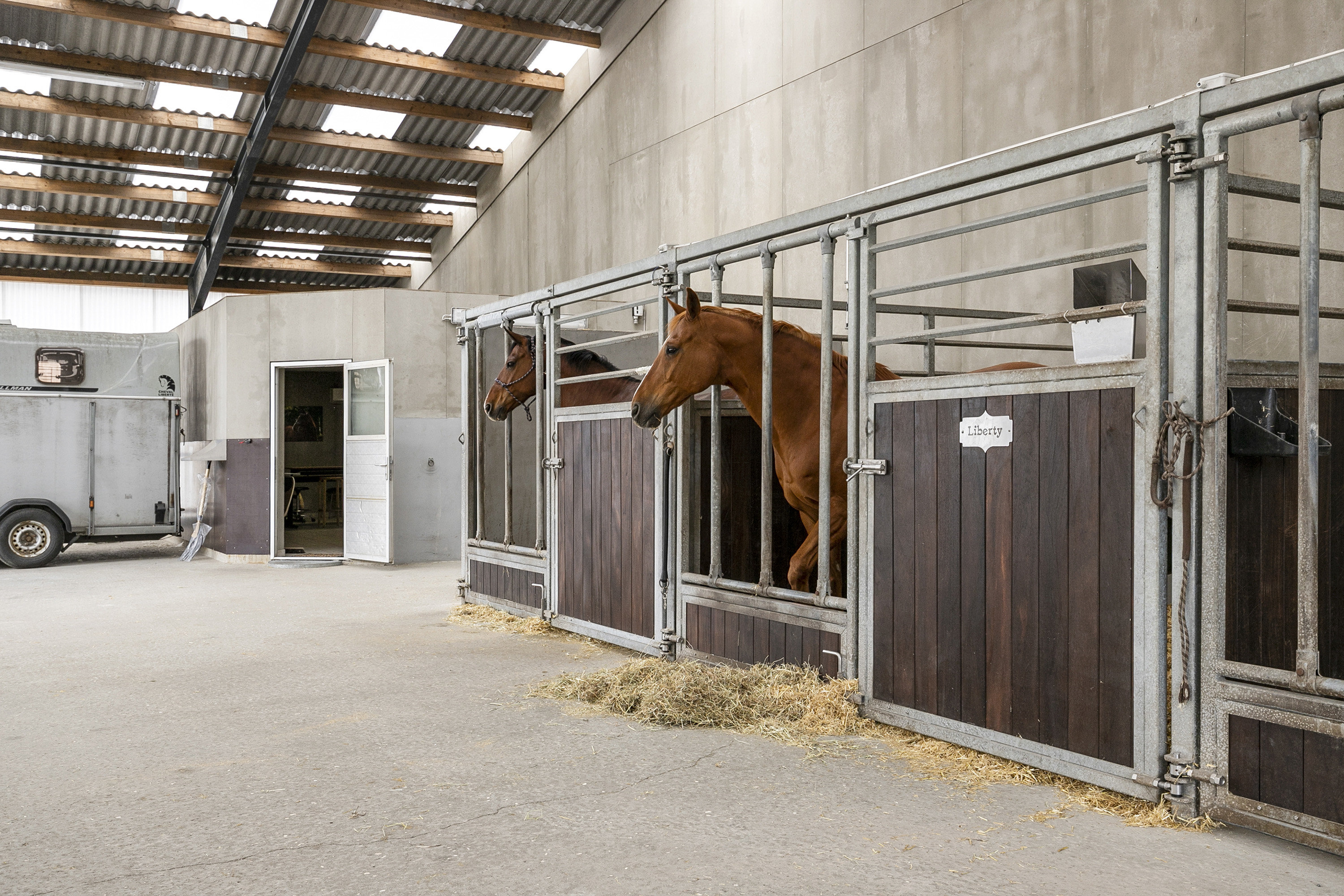 Fremhævet stald billede i fuldskærmstilstand. Billede af Gunderstedvej 3, 9600 Aars