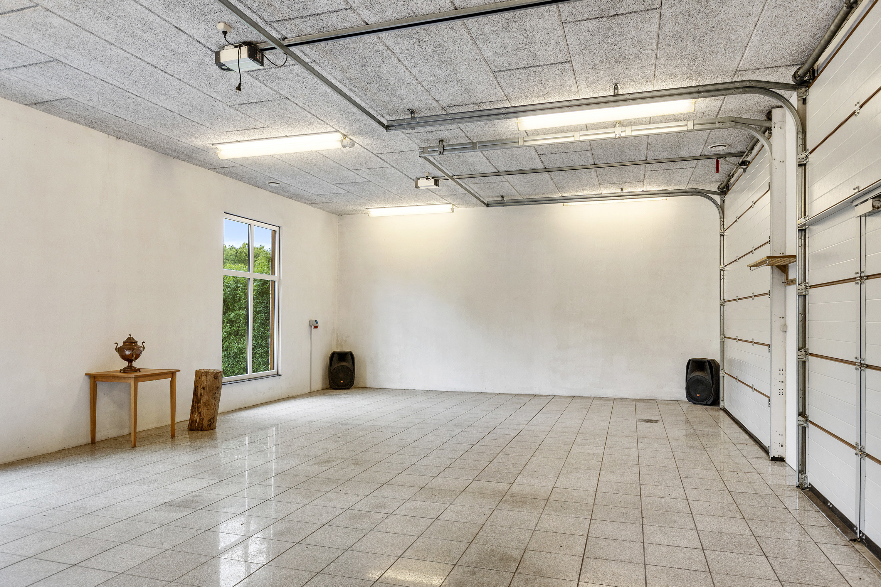 Fremhævet garage billede i fuldskærmstilstand. Billede af Gunderstedvej 3, 9600 Aars