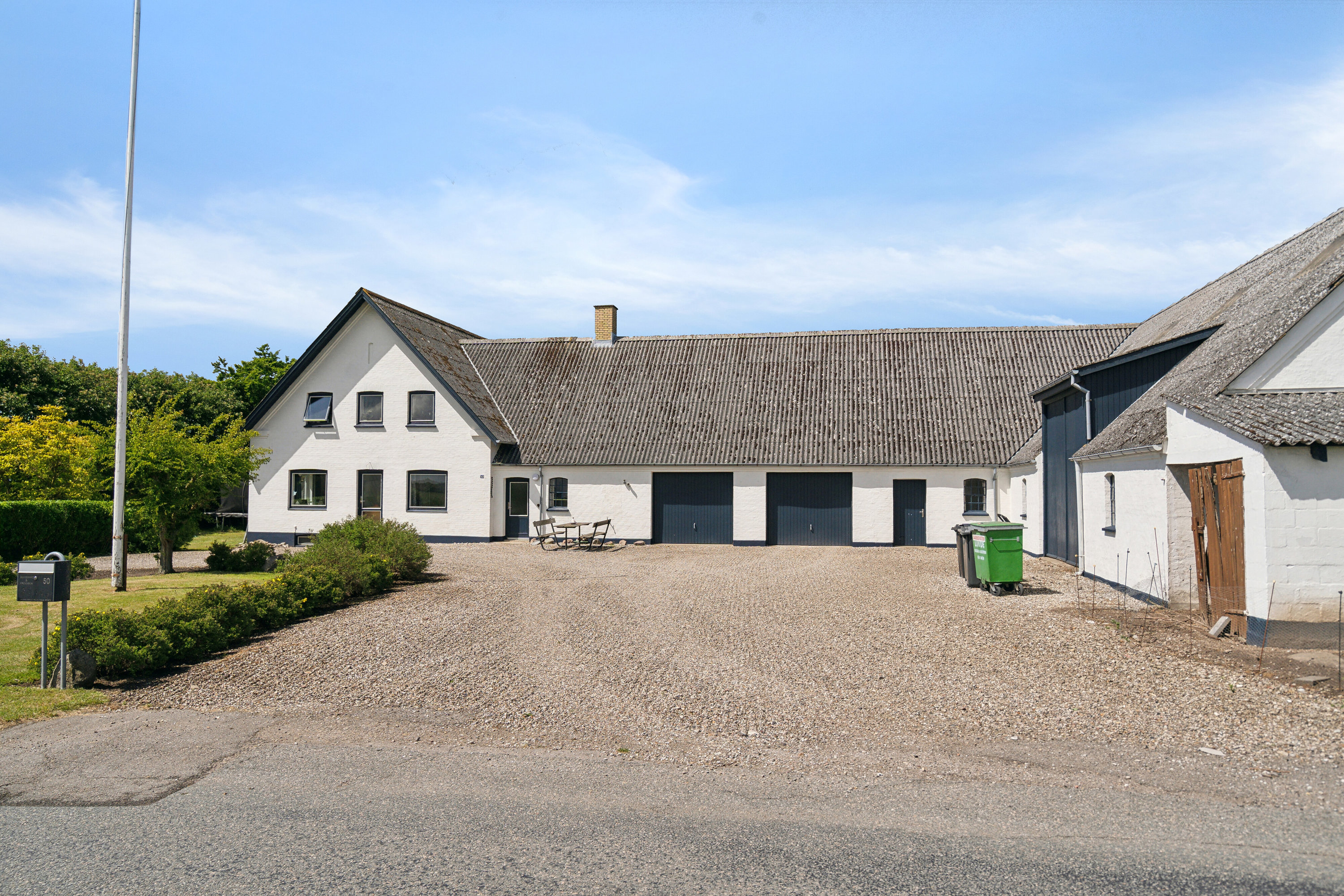Fremhævet set fra vejen billede i fuldskærmstilstand. Billede af Ringevej 50, Nr Nærå, 5450 Otterup