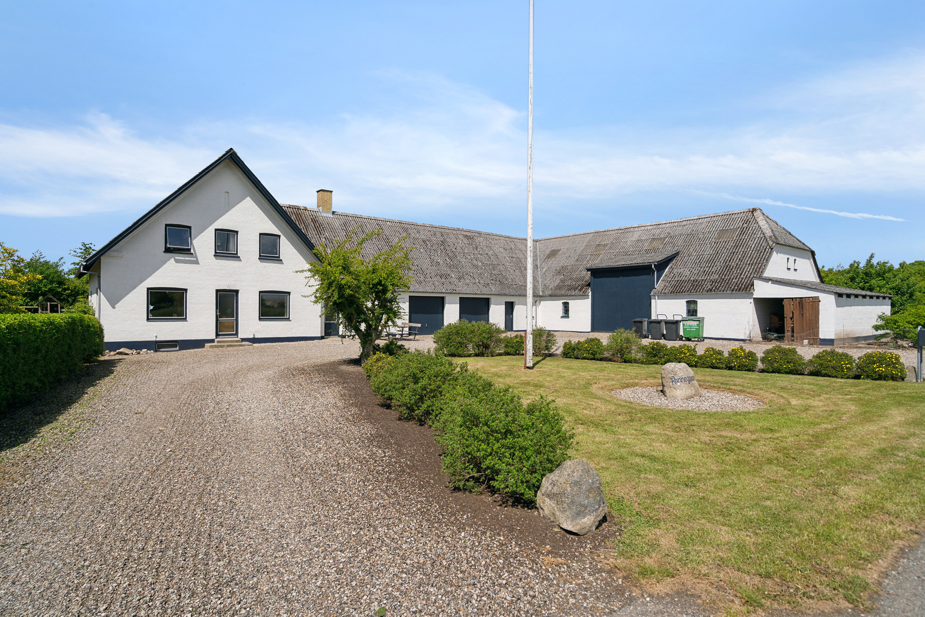 Fremhævet set fra vejen billede i fuldskærmstilstand. Billede af Ringevej 50, Nr Nærå, 5450 Otterup