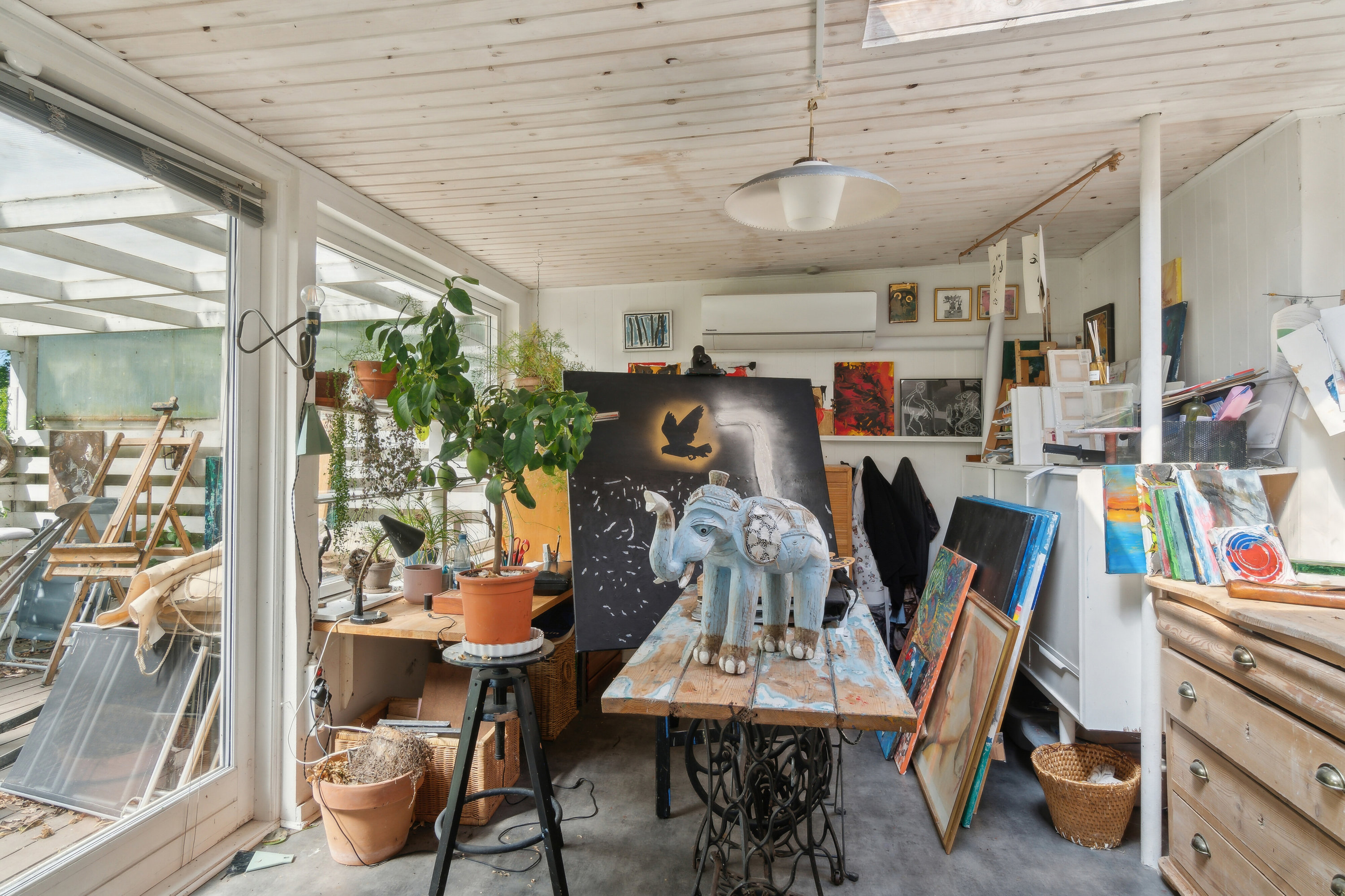 Fremhævet arbejdsværelse billede i fuldskærmstilstand. Billede af Trønninge By 16, 4420 Regstrup