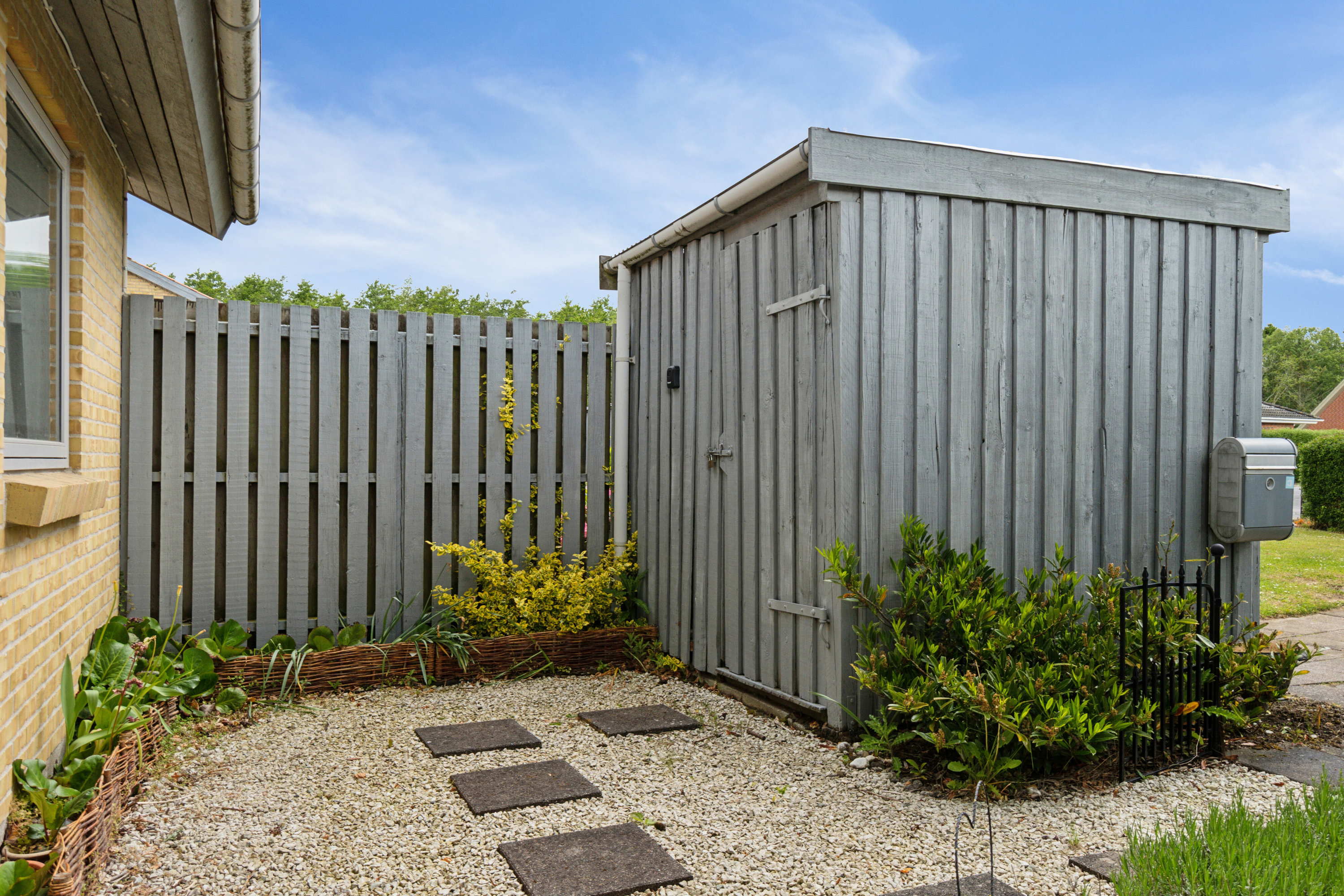 Fremhævet udendørs billede i fuldskærmstilstand. Billede af Lærkevej 3, 4261 Dalmose