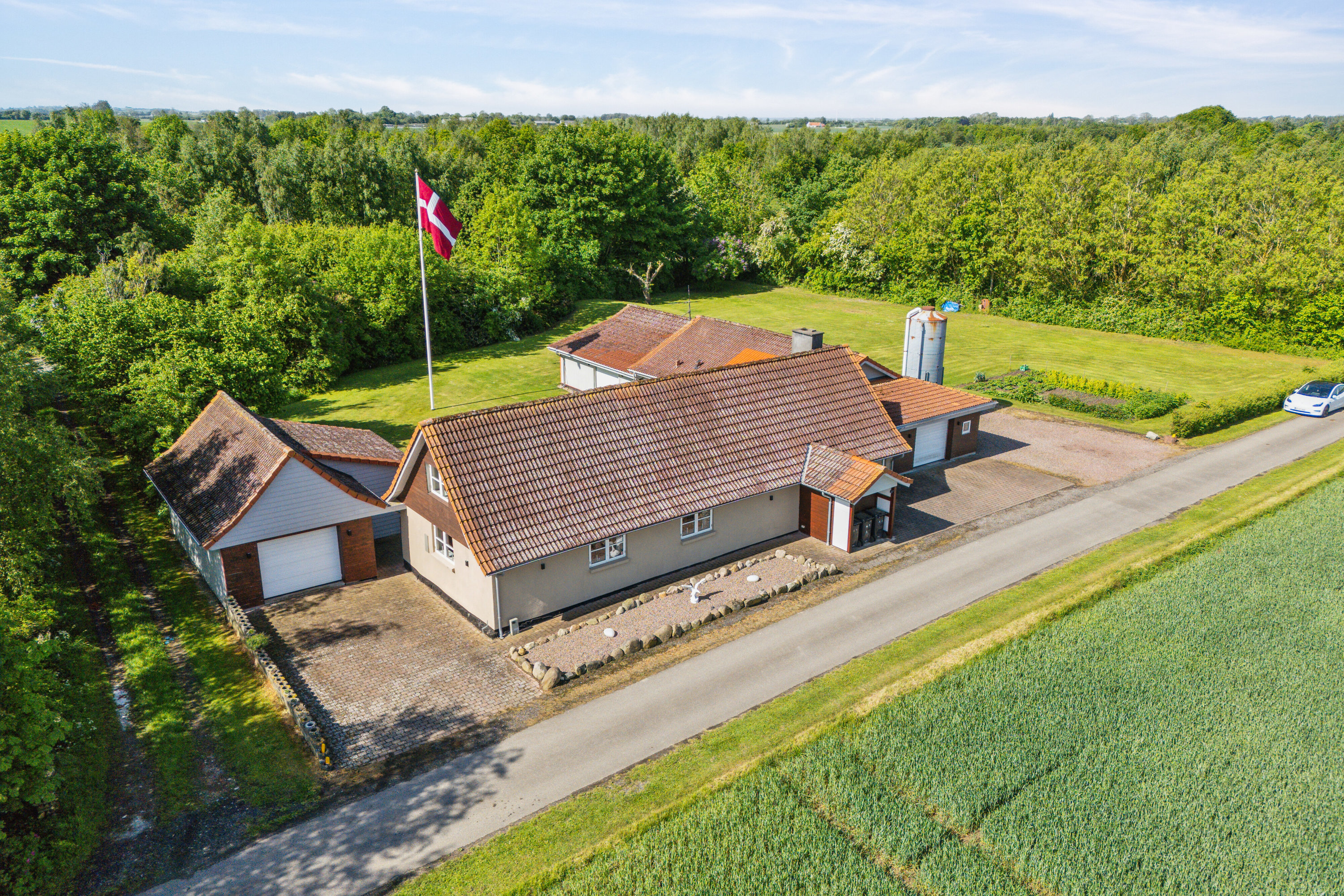 Miniaturebillede 2: luftfoto. Billede af Skårenvej 27, Vallensved, 4700 Næstved