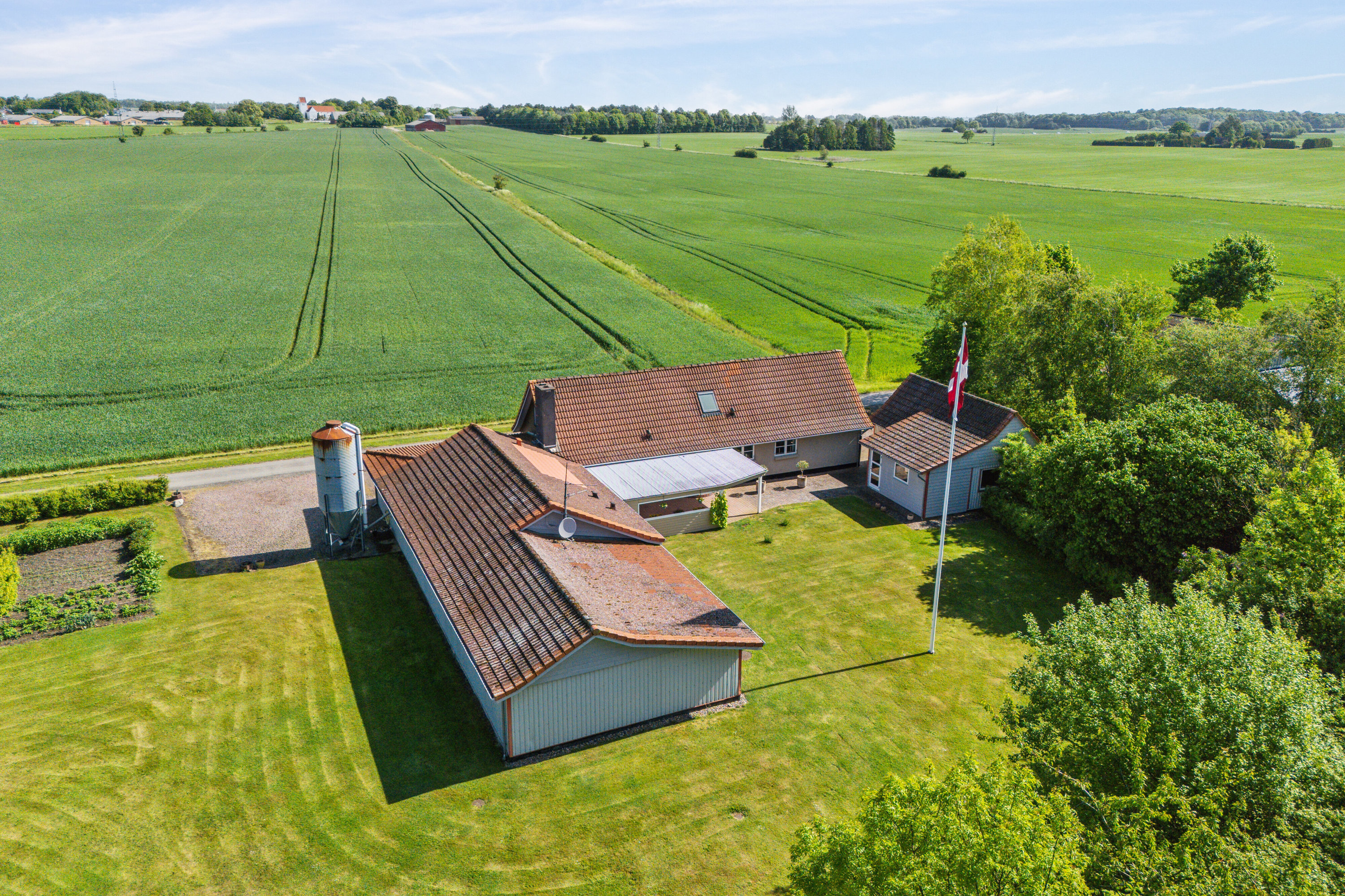 Miniaturebillede 1: luftfoto. Billede af Skårenvej 27, Vallensved, 4700 Næstved