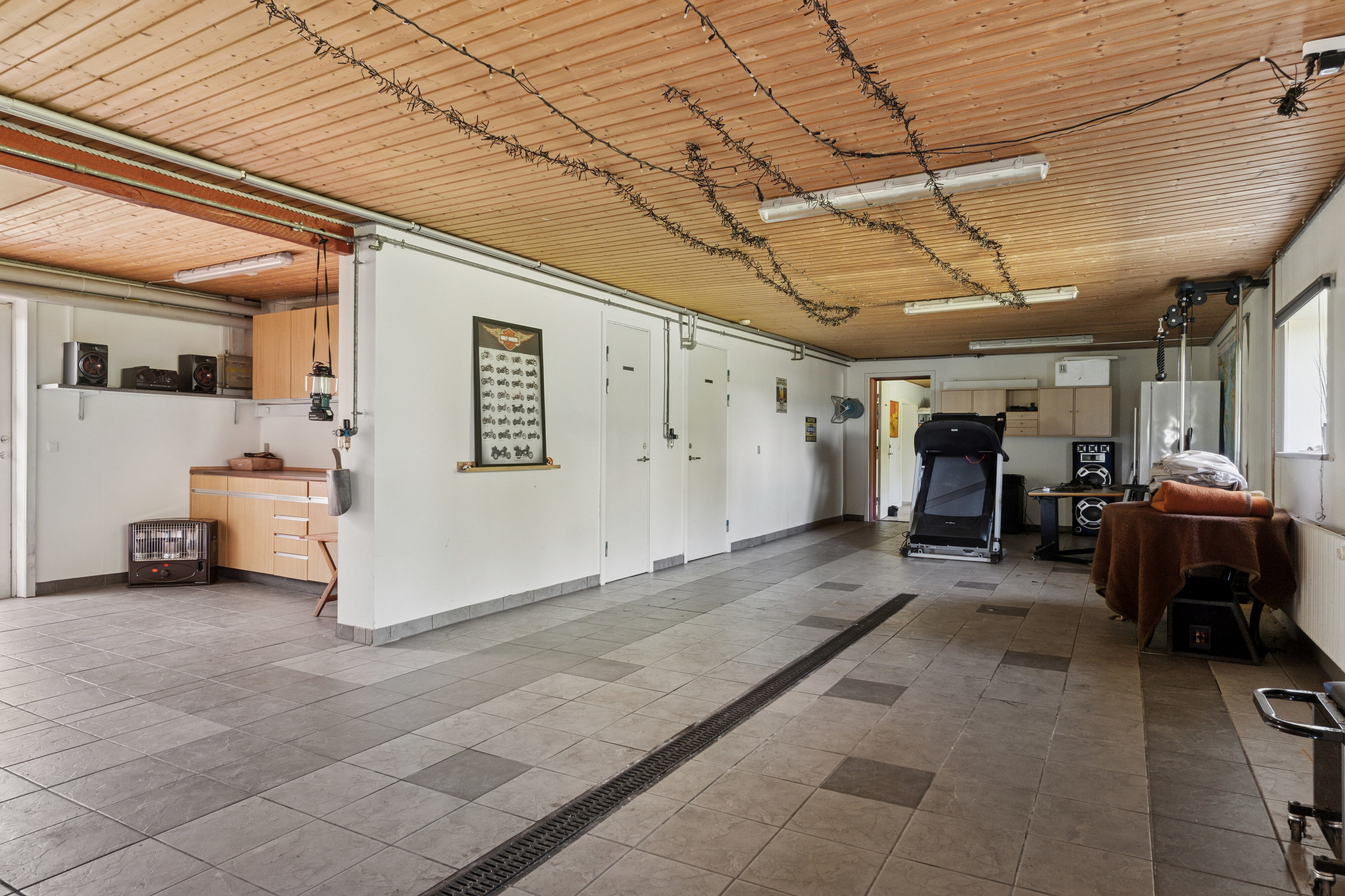 Fremhævet garage billede i fuldskærmstilstand. Billede af Skårenvej 27, Vallensved, 4700 Næstved