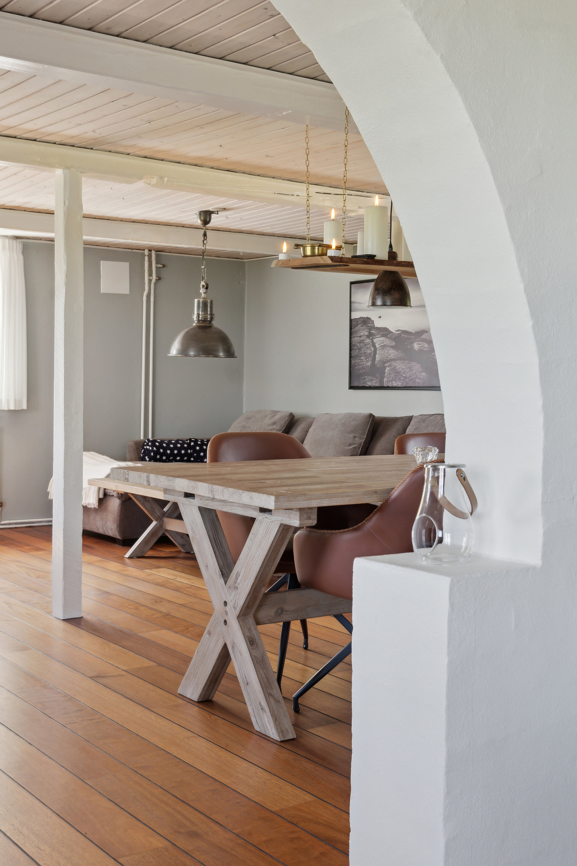 Fremhævet stue billede i fuldskærmstilstand. Billede af Skårenvej 27, Vallensved, 4700 Næstved