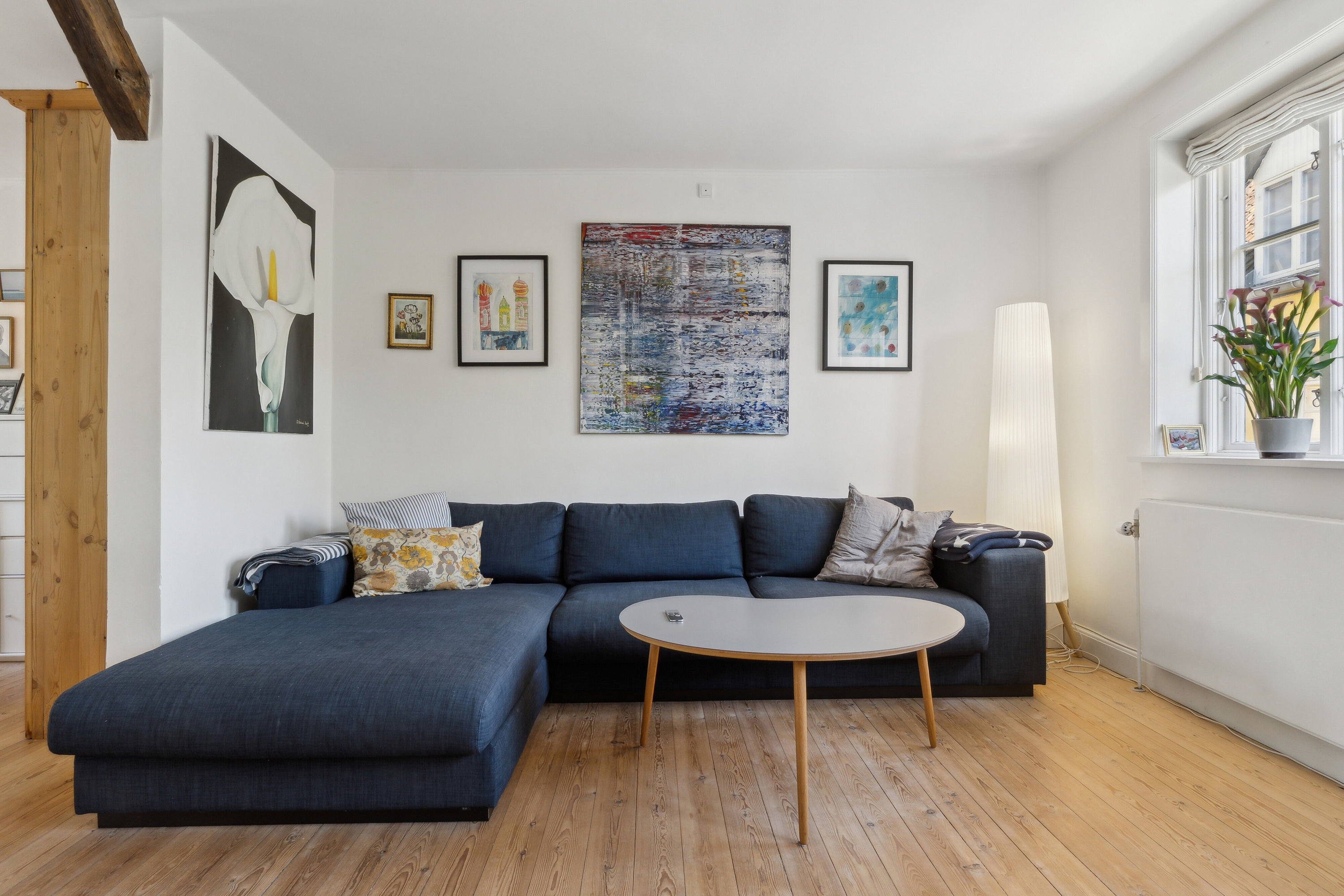 Fremhævet stue billede i fuldskærmstilstand. Billede af Asylgade 13B, 2800 Kongens Lyngby