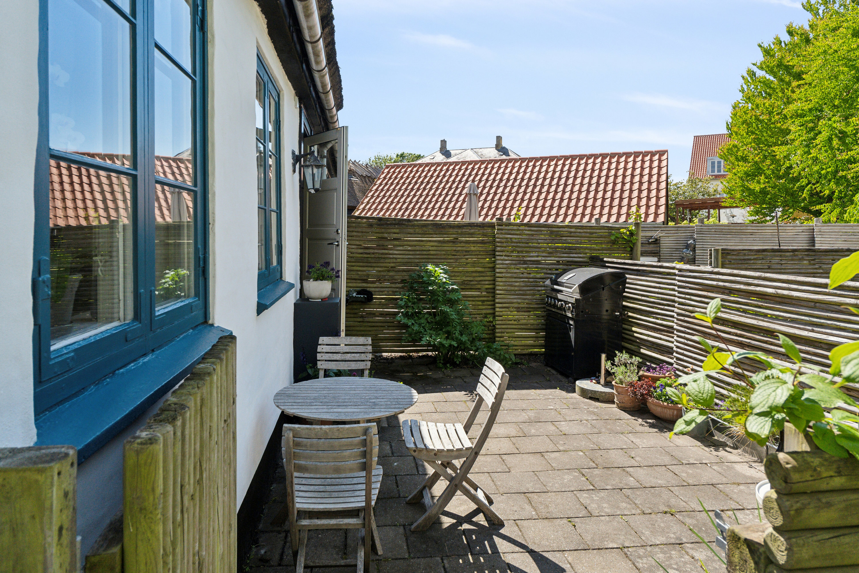 Fremhævet set fra vejen billede i fuldskærmstilstand. Billede af Asylgade 13B, 2800 Kongens Lyngby