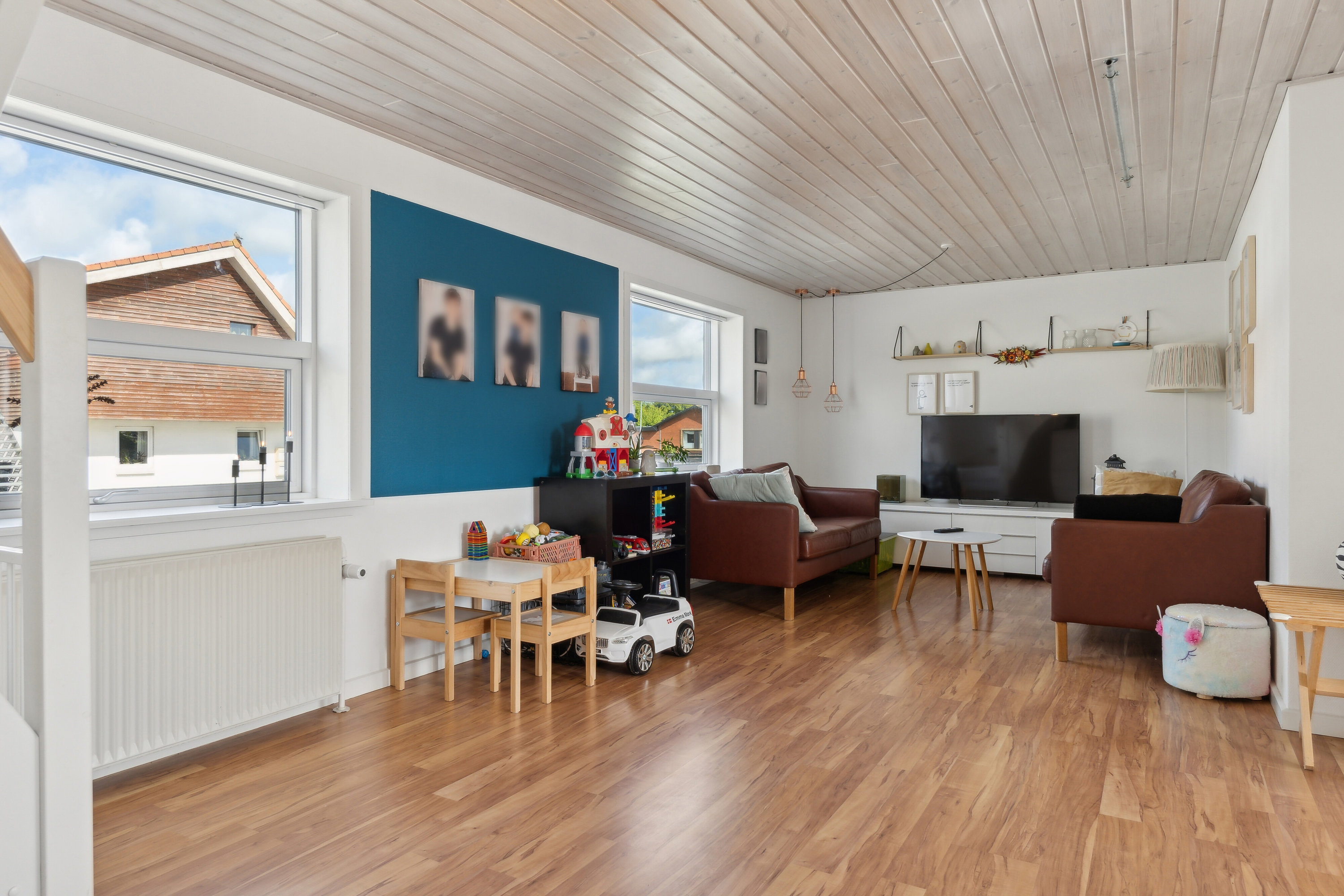 Fremhævet stue billede i fuldskærmstilstand. Billede af Skagensvej 160, 9800 Hjørring