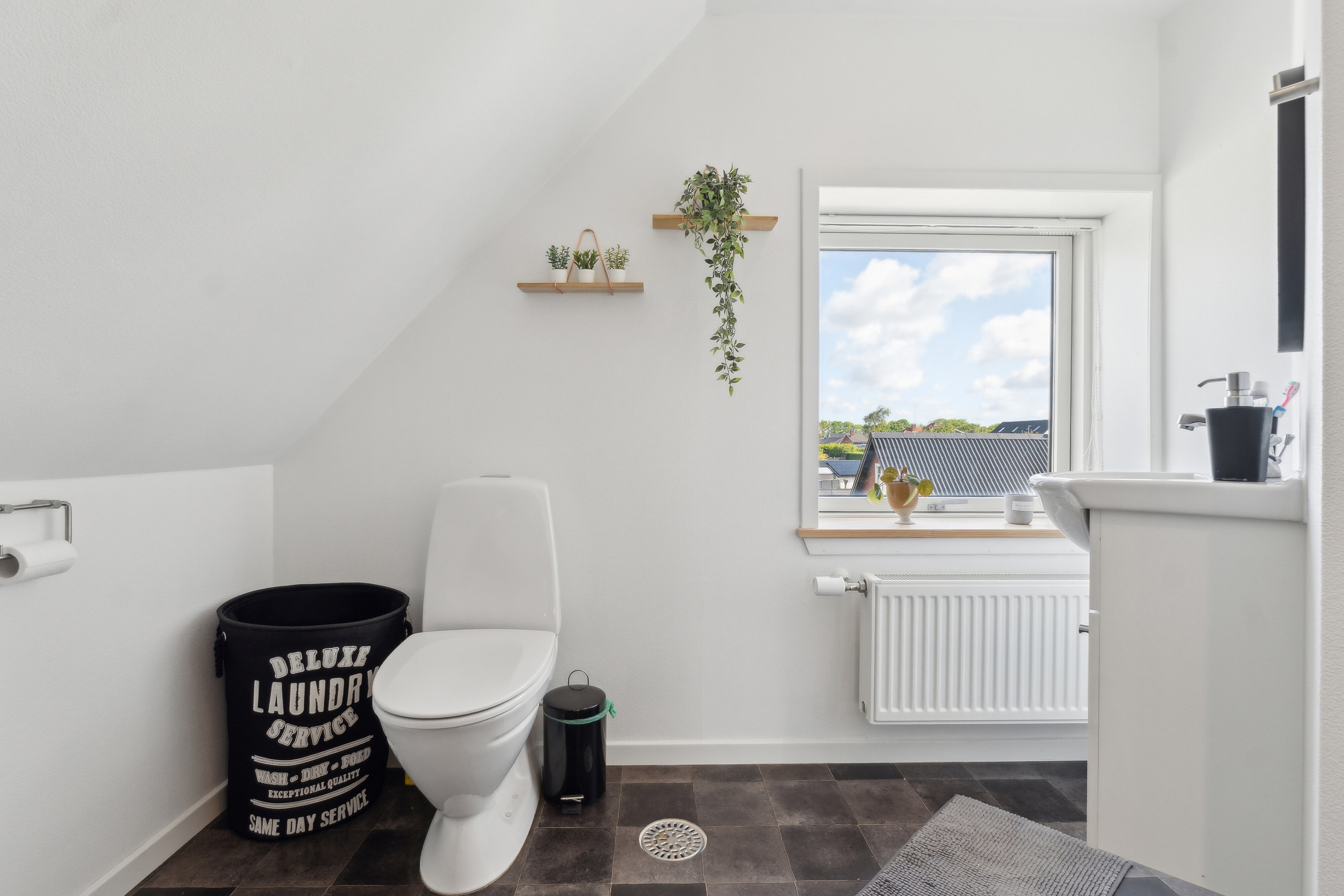 Fremhævet værelse billede i fuldskærmstilstand. Billede af Skagensvej 160, 9800 Hjørring