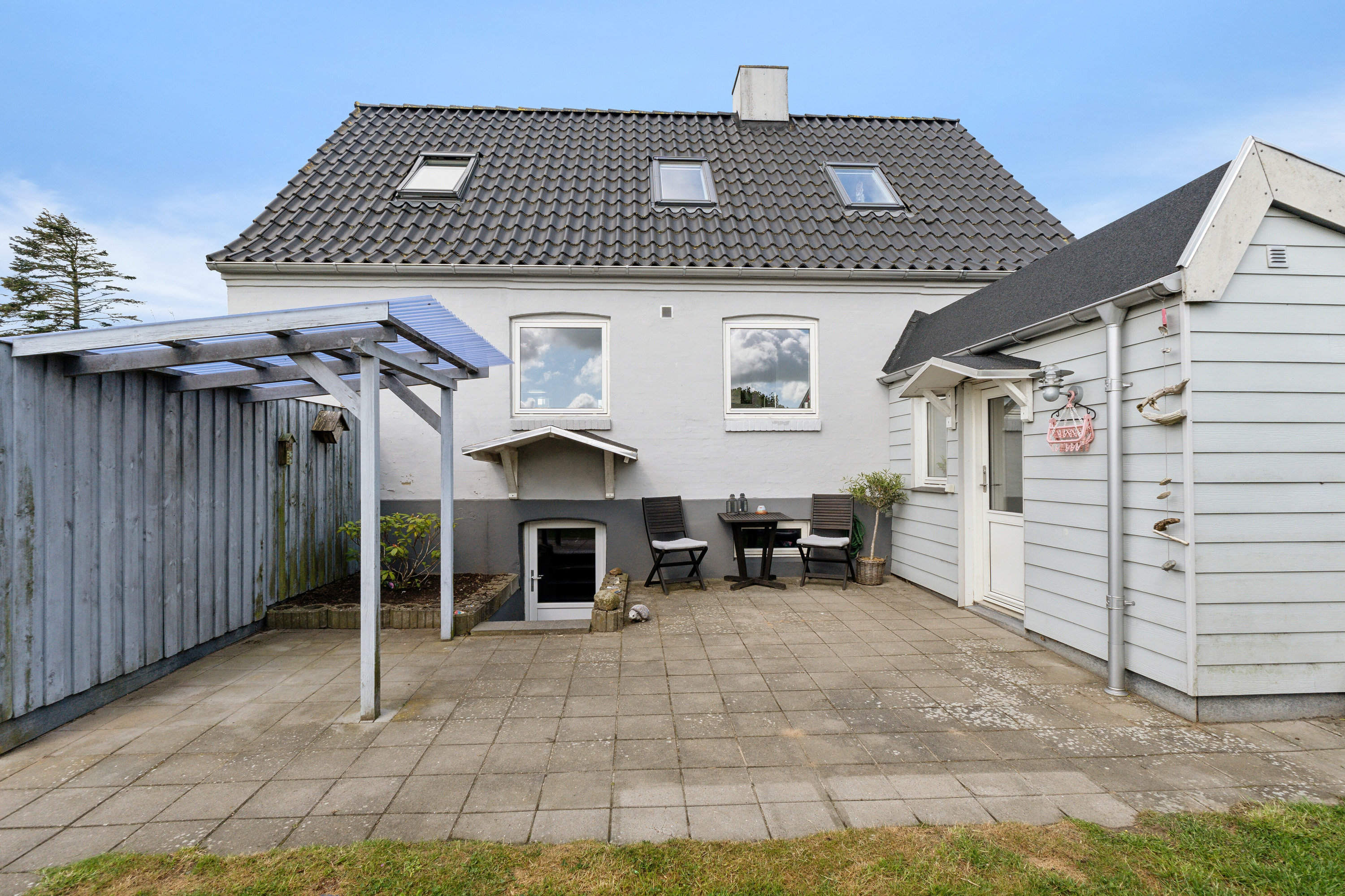 Fremhævet udendørs billede i fuldskærmstilstand. Billede af Skagensvej 160, 9800 Hjørring