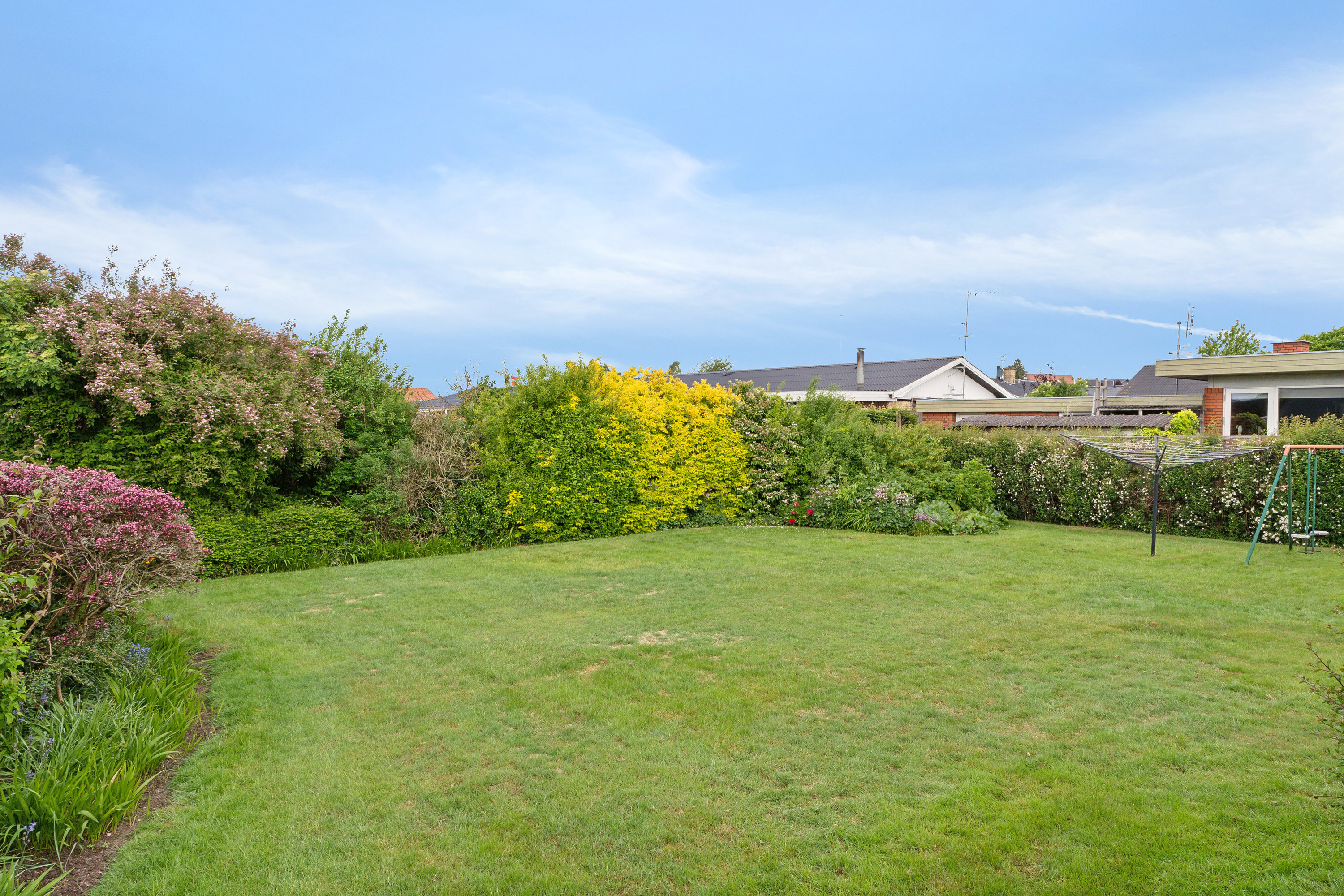 Fremhævet udendørs billede i fuldskærmstilstand. Billede af Vinderslevvej 3, Vinderslev, 8620 Kjellerup