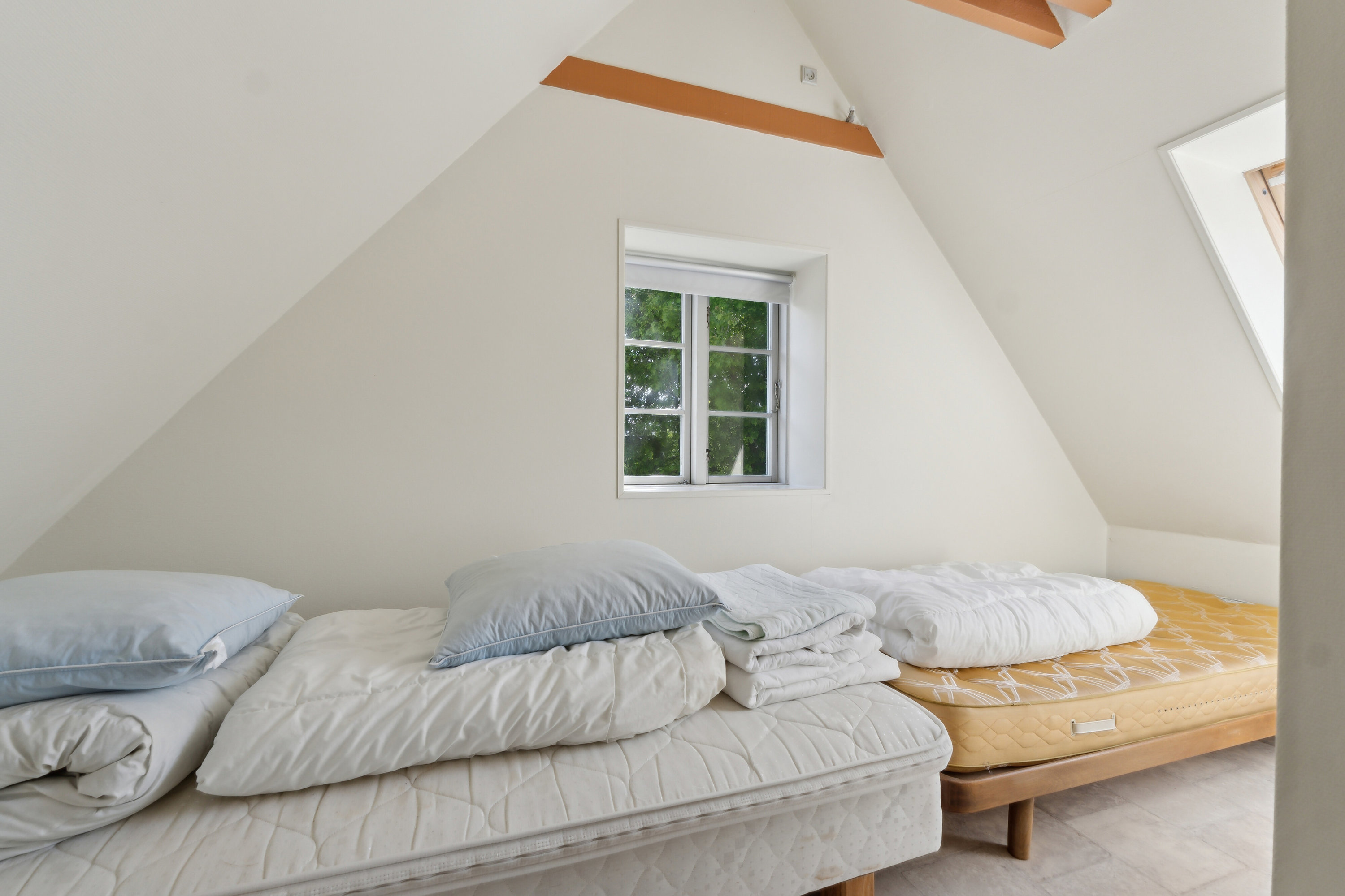 Fremhævet soveværelse billede i fuldskærmstilstand. Billede af Bogøvej 67, 5450 Otterup