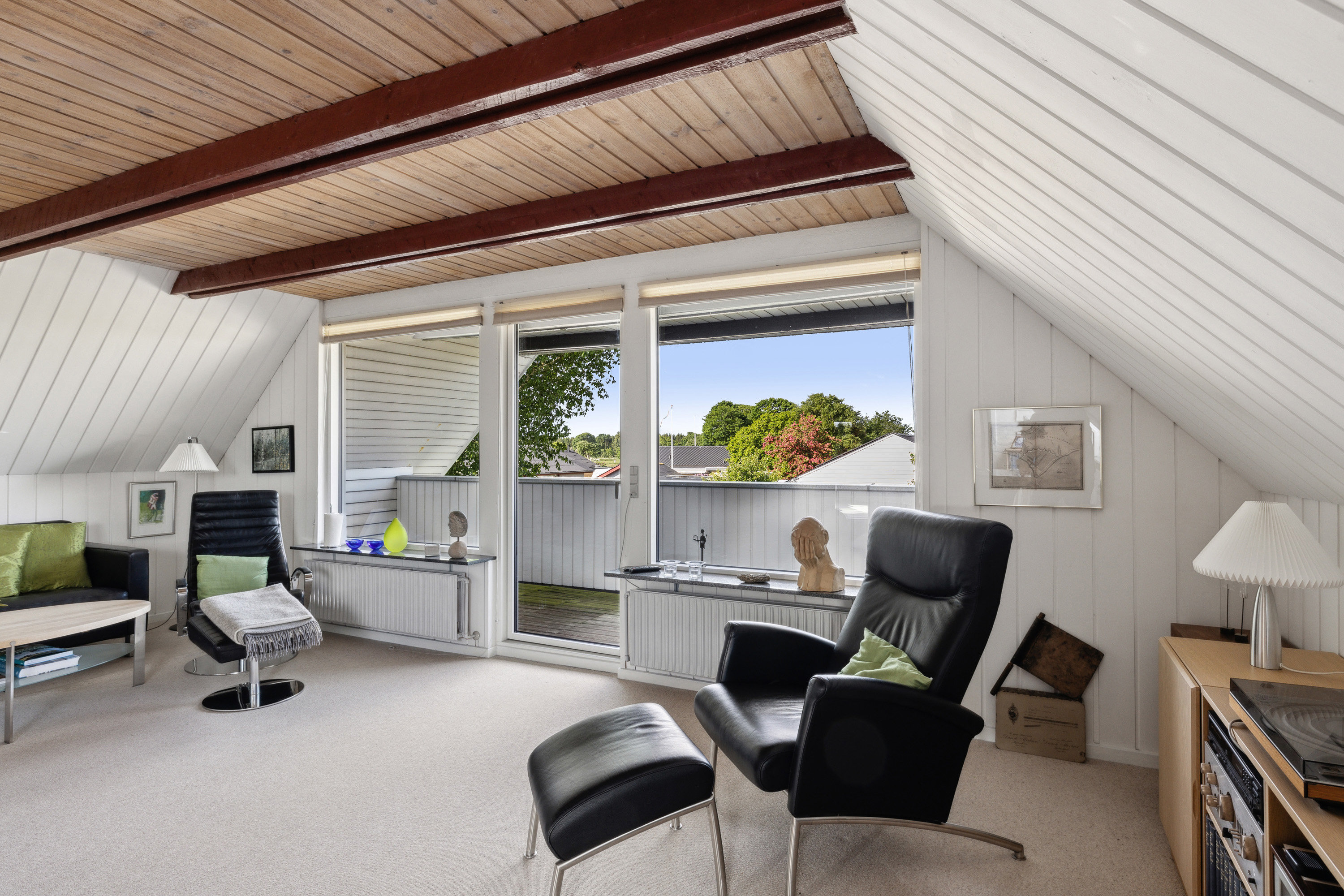 Fremhævet stue billede i fuldskærmstilstand. Billede af Risvænget 10, Frederiks, 7470 Karup J