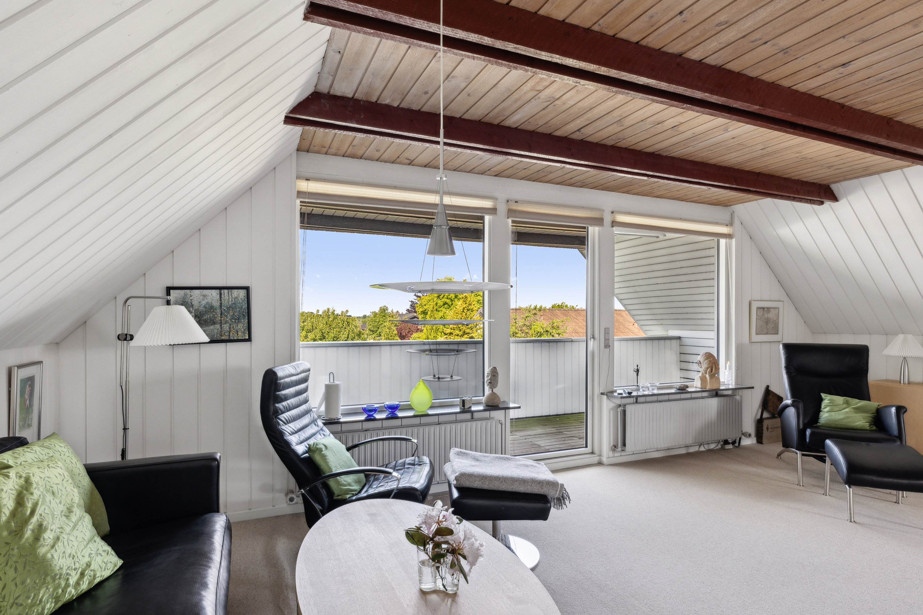 Fremhævet stue billede i fuldskærmstilstand. Billede af Risvænget 10, Frederiks, 7470 Karup J