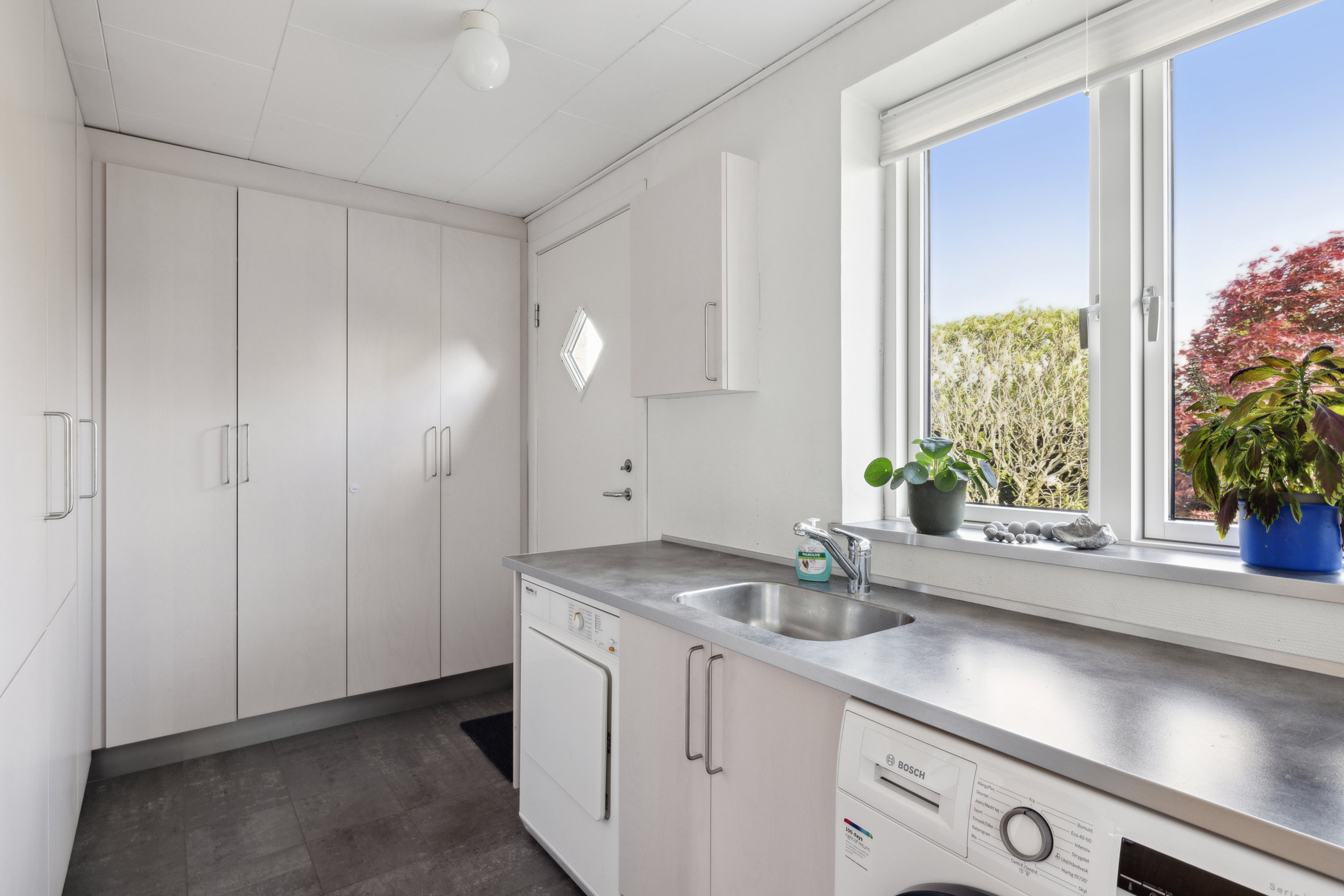 Fremhævet bryggers billede i fuldskærmstilstand. Billede af Risvænget 10, Frederiks, 7470 Karup J