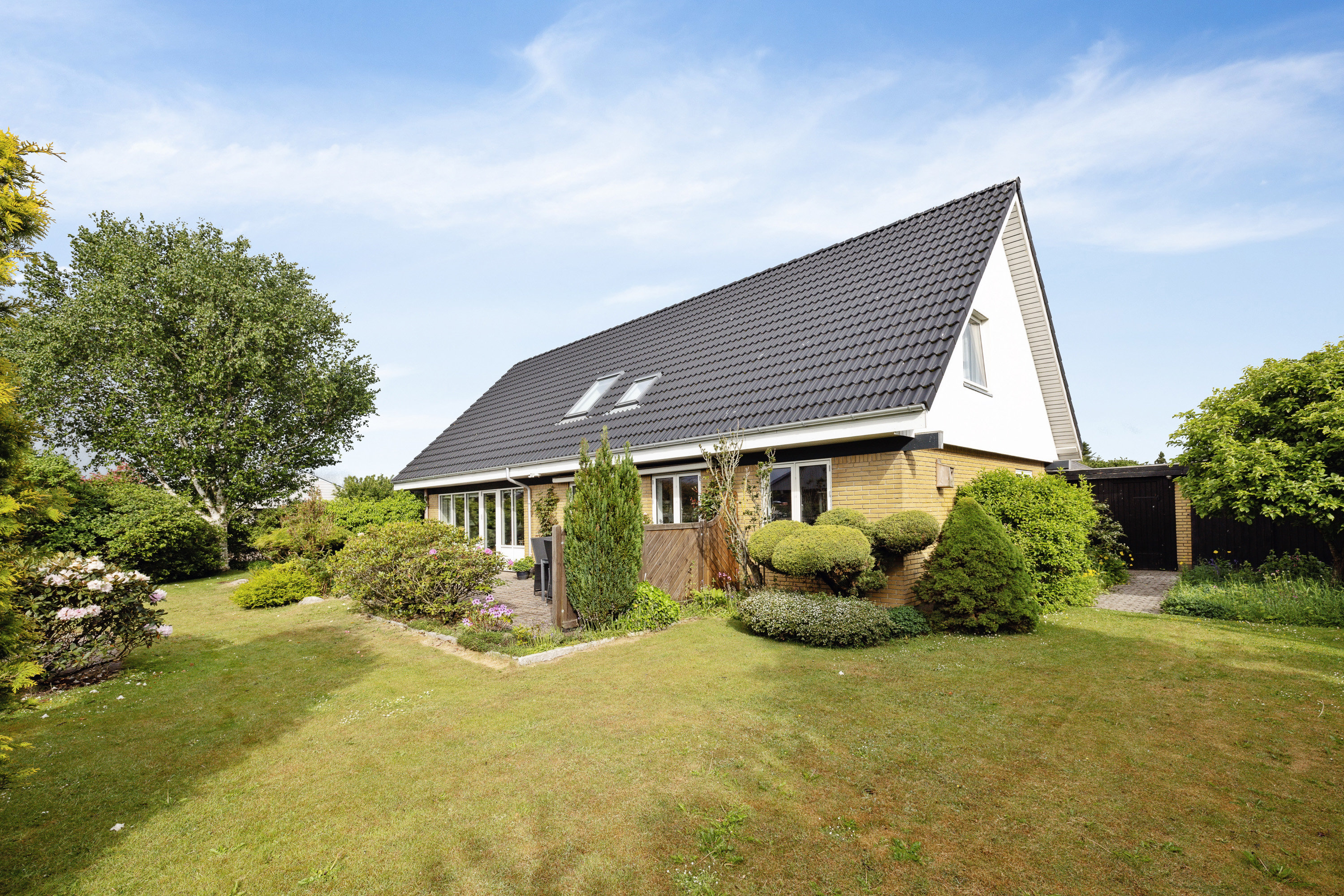 Fremhævet ejendom 1 billede i fuldskærmstilstand. Billede af Risvænget 10, Frederiks, 7470 Karup J