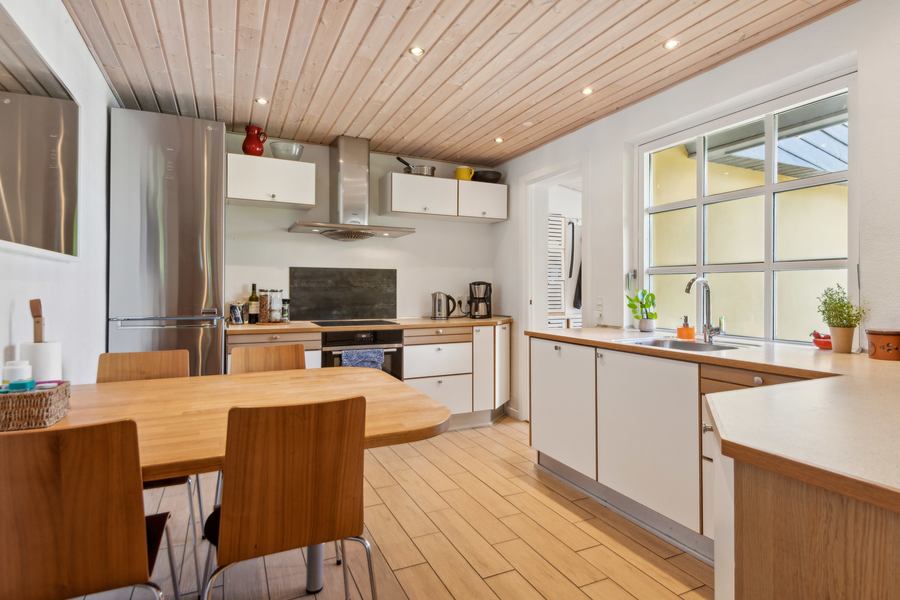 Miniaturebillede 2: køkken. Billede af Gudumvej 90, Vaarst , 9260 Gistrup