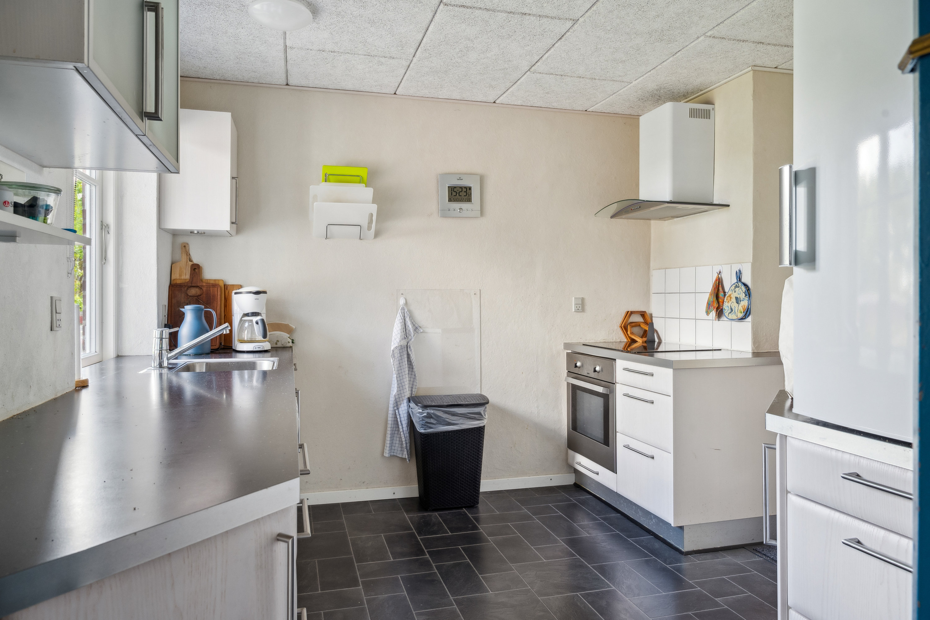 Fremhævet køkken billede i fuldskærmstilstand. Billede af Udbynedervej 34, Udbyneder, 8970 Havndal