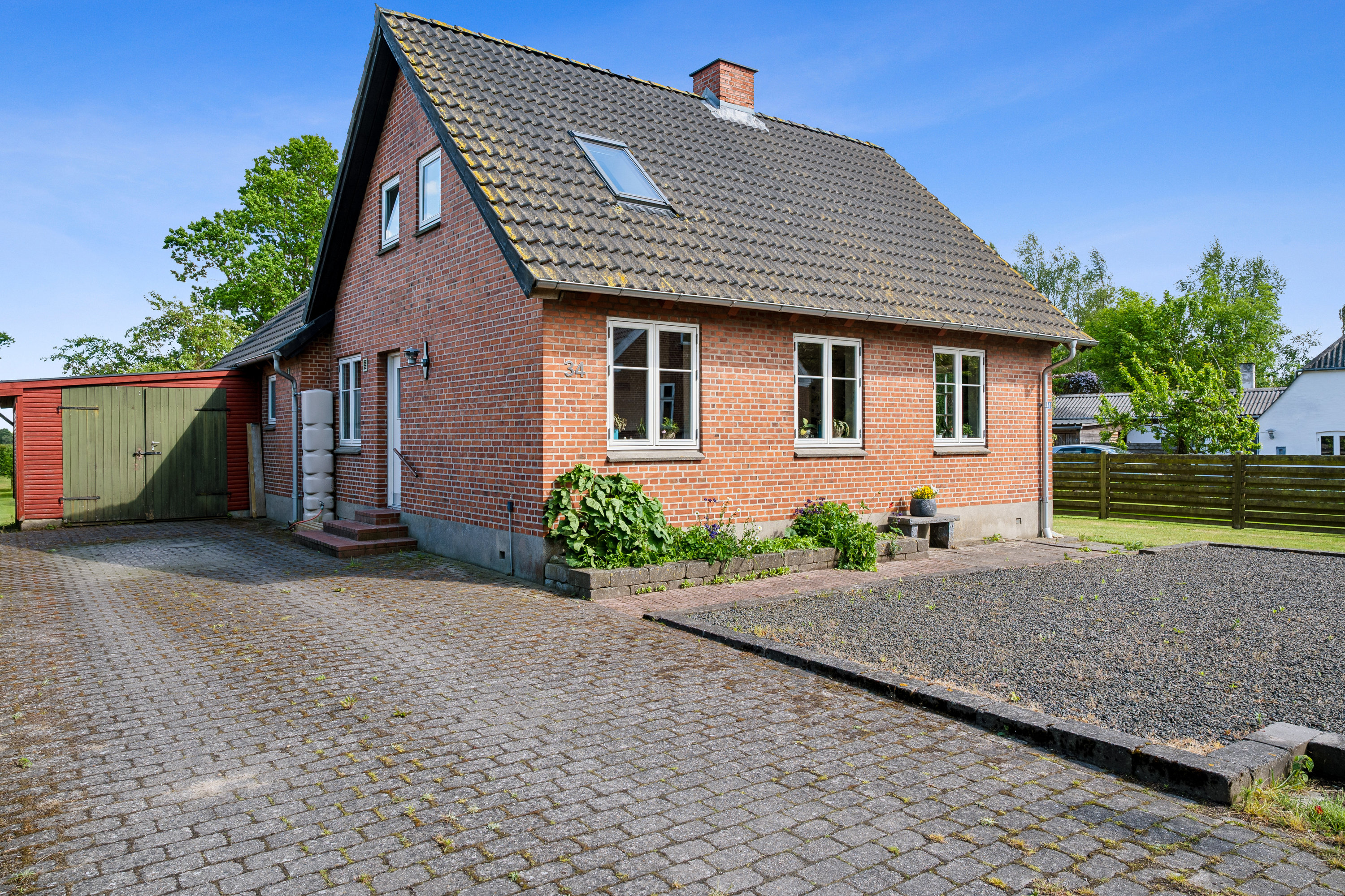 Miniaturebillede 1: ejendom 1. Billede af Udbynedervej 34, Udbyneder, 8970 Havndal