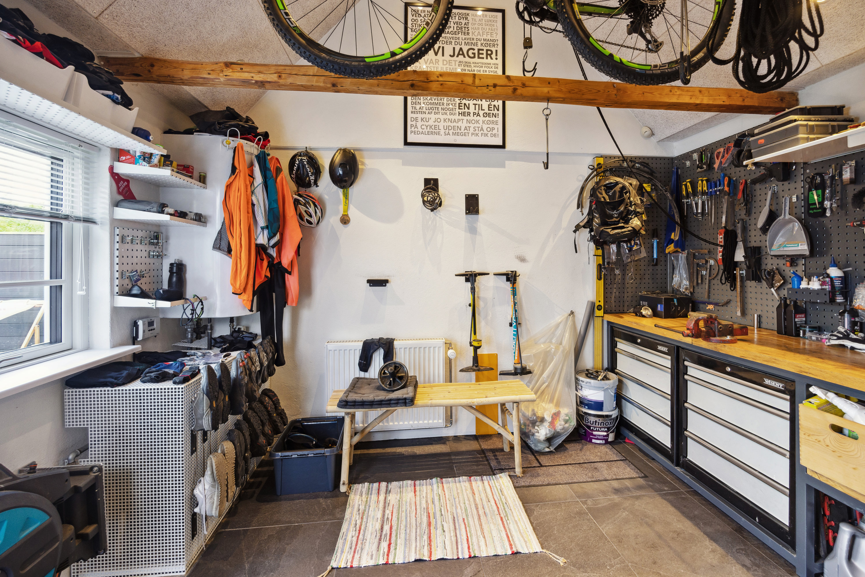 Fremhævet værelse billede i fuldskærmstilstand. Billede af Kirkevej 22, 9440 Aabybro