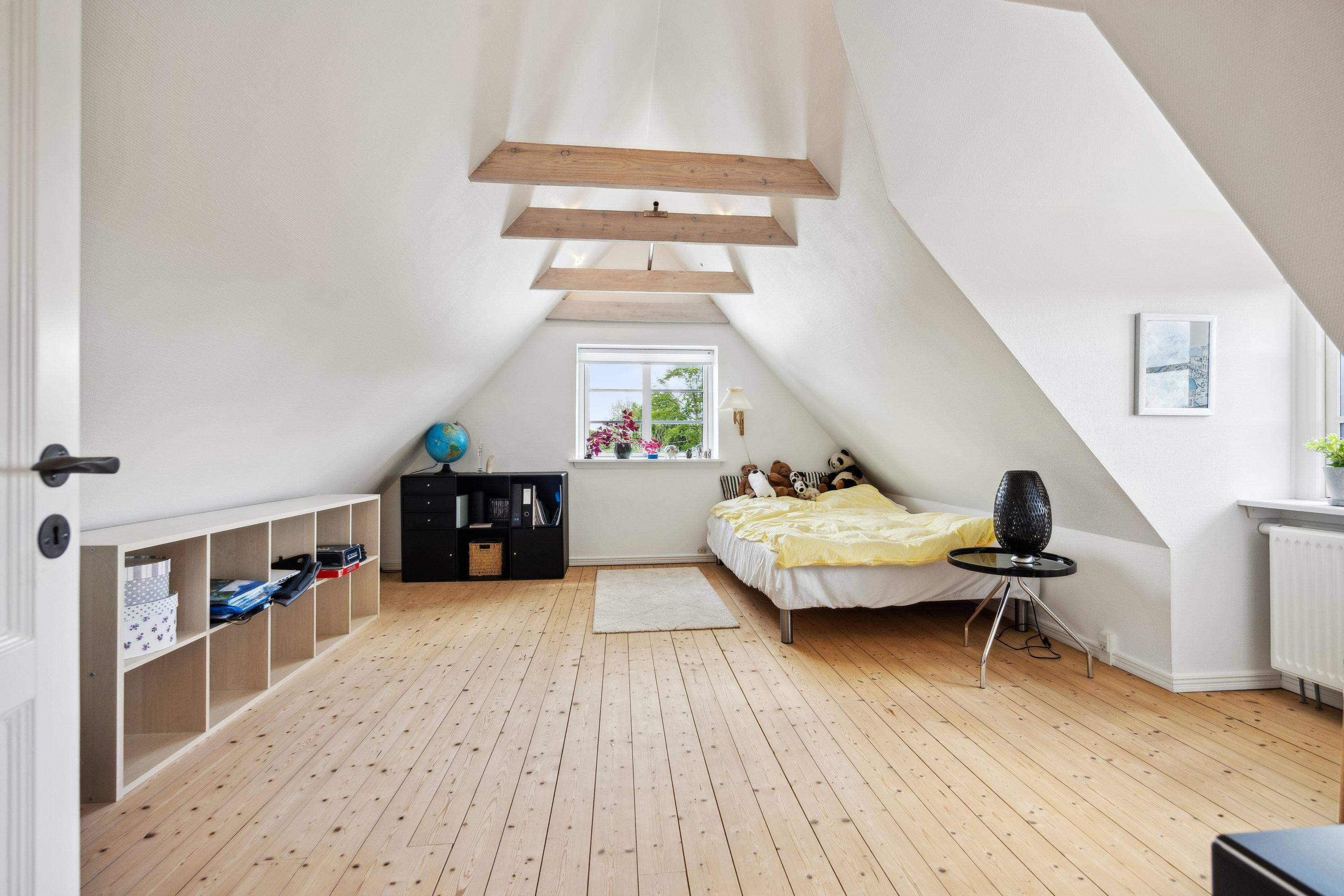 Fremhævet værelse billede i fuldskærmstilstand. Billede af Kirkevej 22, 9440 Aabybro