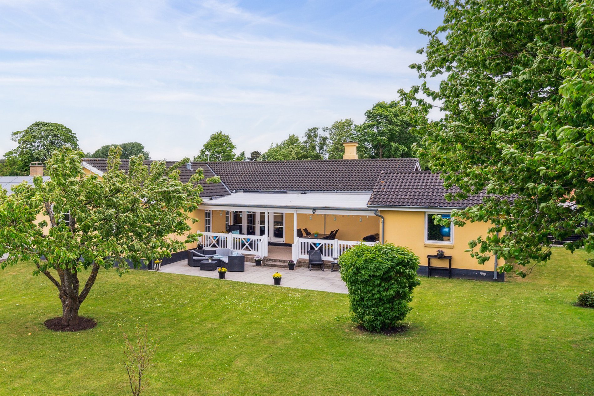 Fremhævet have billede i fuldskærmstilstand. Billede af Tollerupvej 33, 3370 Melby