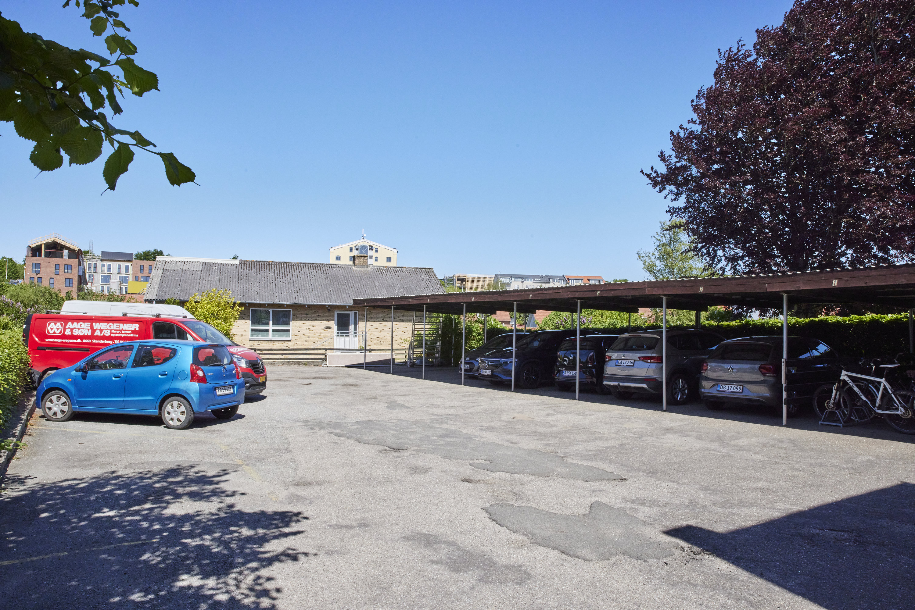 Fremhævet carport billede i fuldskærmstilstand. Billede af Østergade 1, st.. 8., 8660 Skanderborg