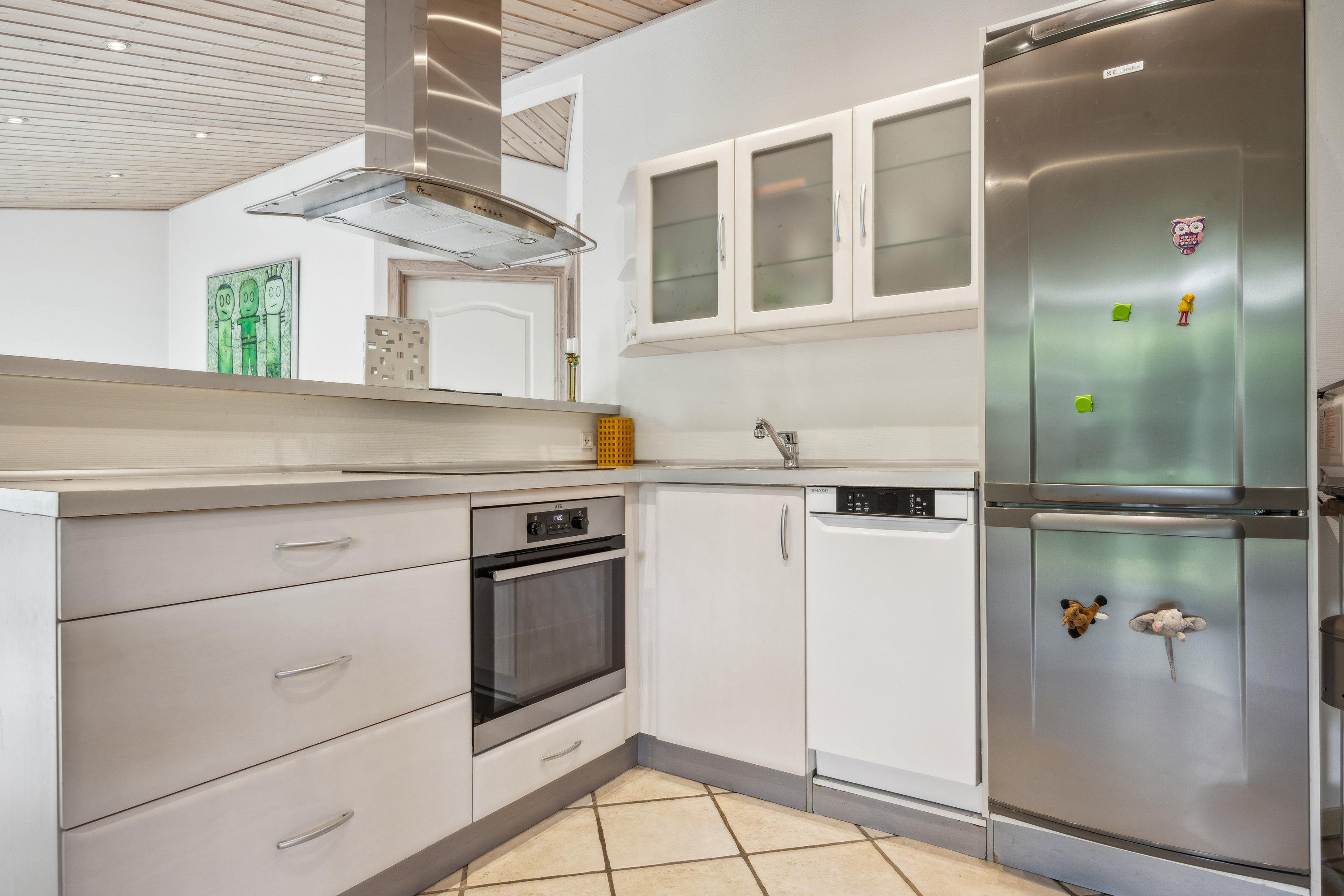 Fremhævet køkken billede i fuldskærmstilstand. Billede af Mosters Vænge 24, 9370 Hals