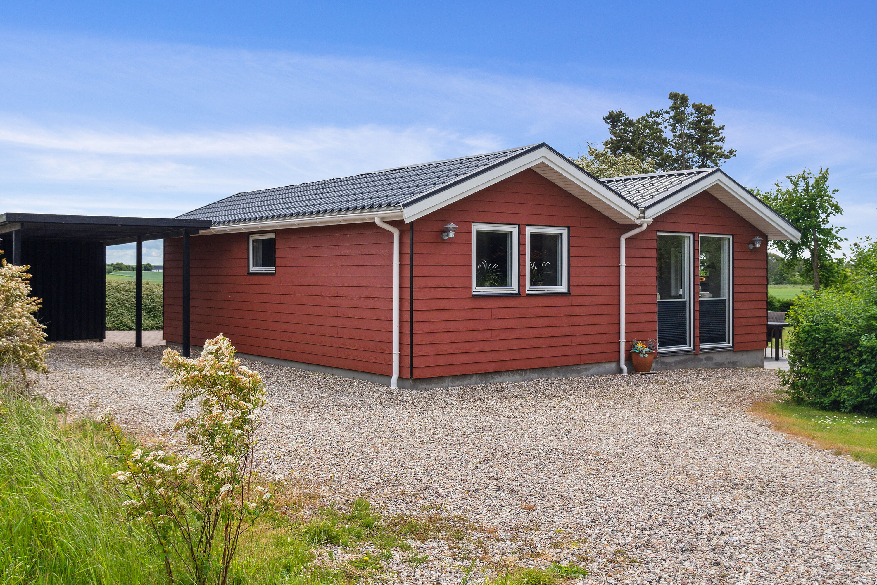 Fremhævet set fra vejen billede i fuldskærmstilstand. Billede af Spættevej 37, St Kongsmark, 4200 Slagelse