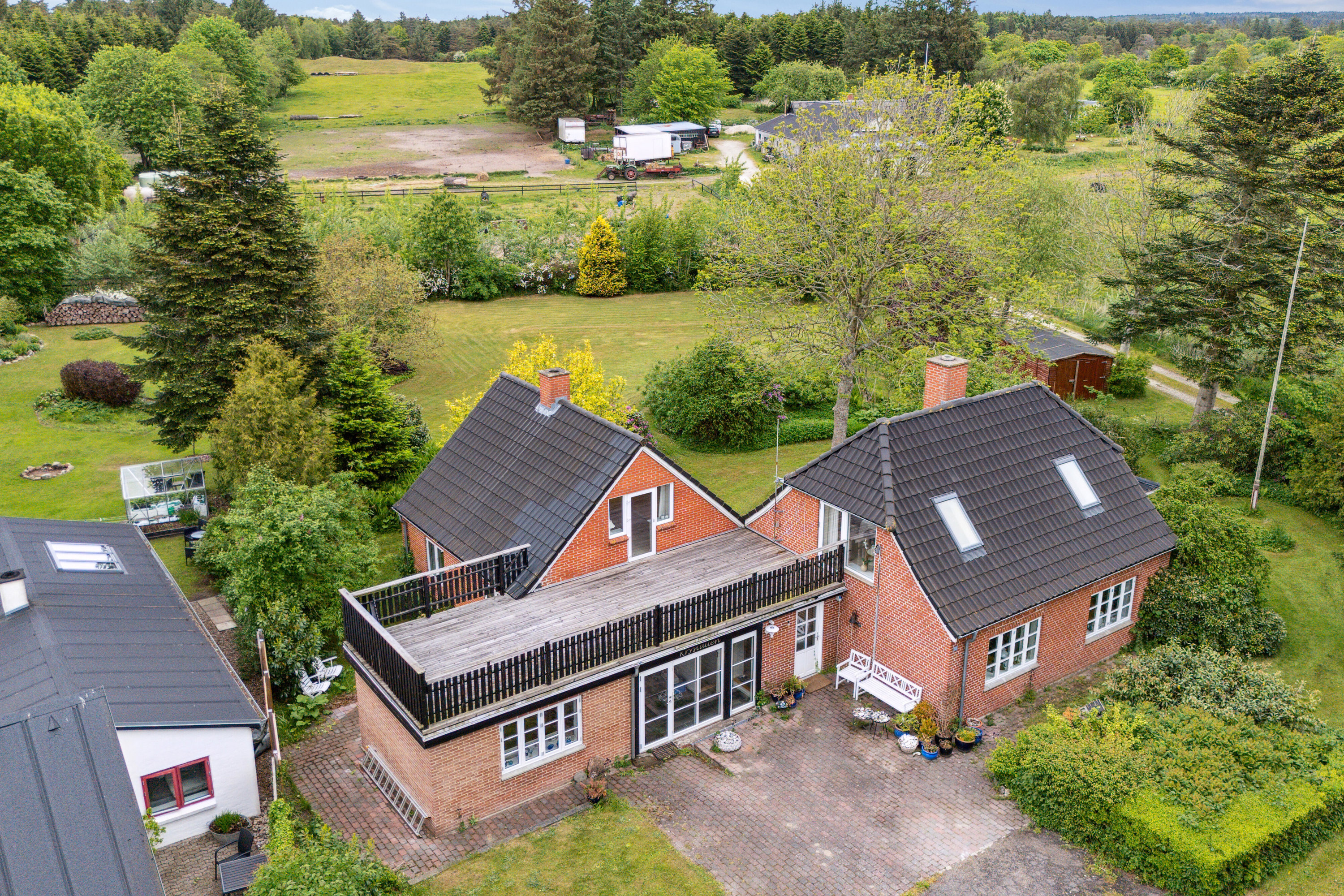Fremhævet luftfoto billede i fuldskærmstilstand. Billede af Tvorupvej 38, Tvorup, 7700 Thisted