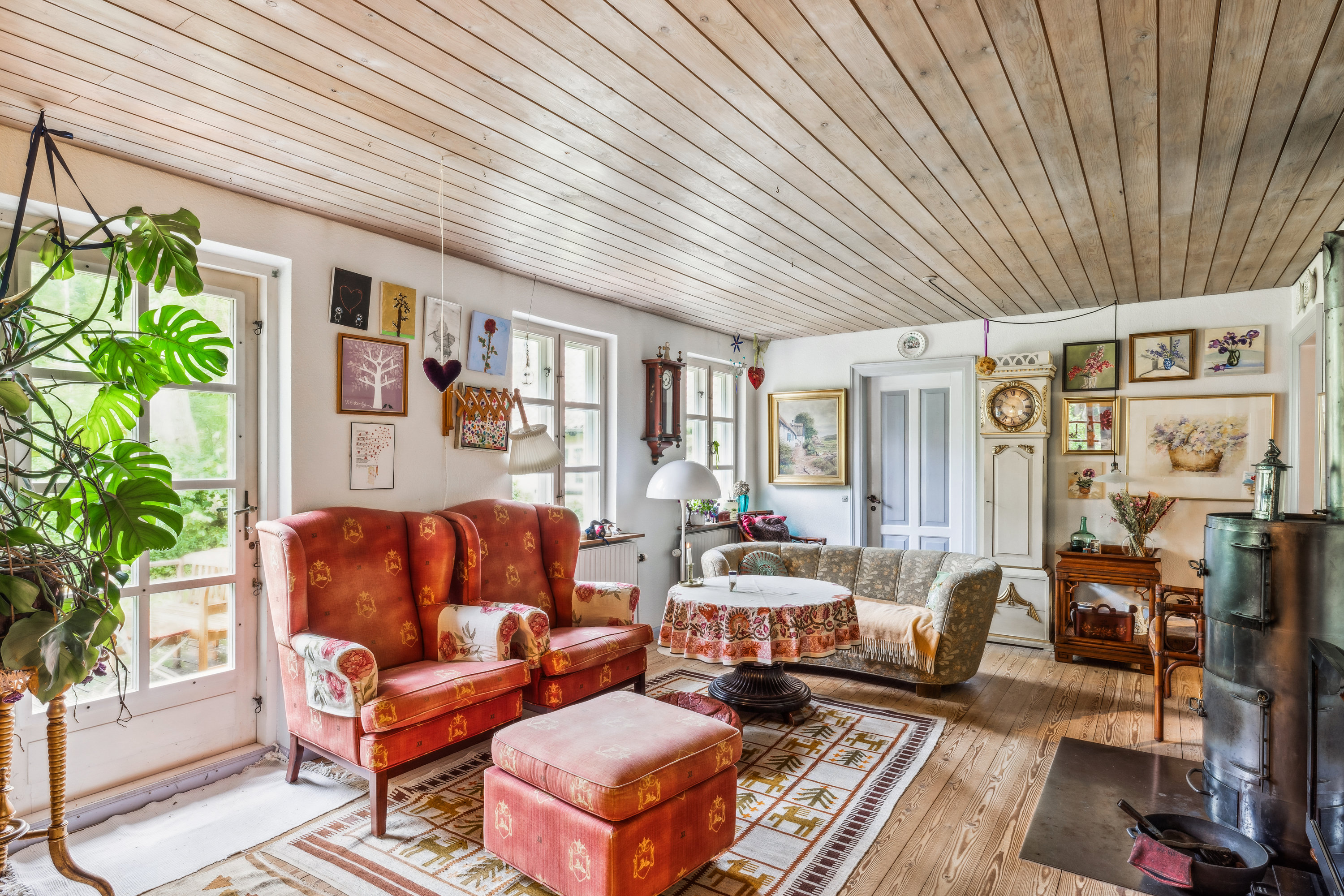 Fremhævet stue billede i fuldskærmstilstand. Billede af Astrupvej 17, Mesballe, 8550 Ryomgård