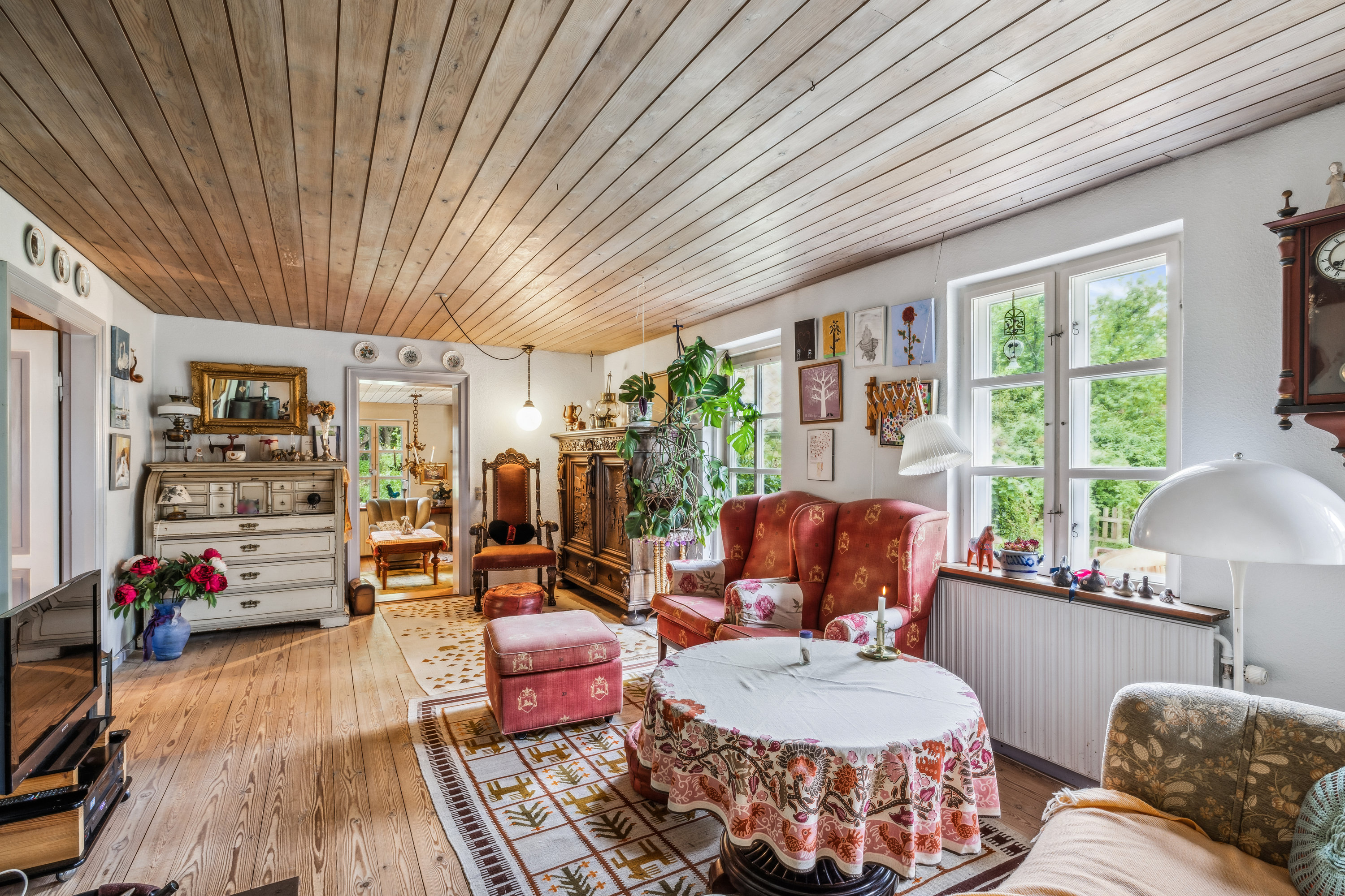 Fremhævet stue billede i fuldskærmstilstand. Billede af Astrupvej 17, Mesballe, 8550 Ryomgård