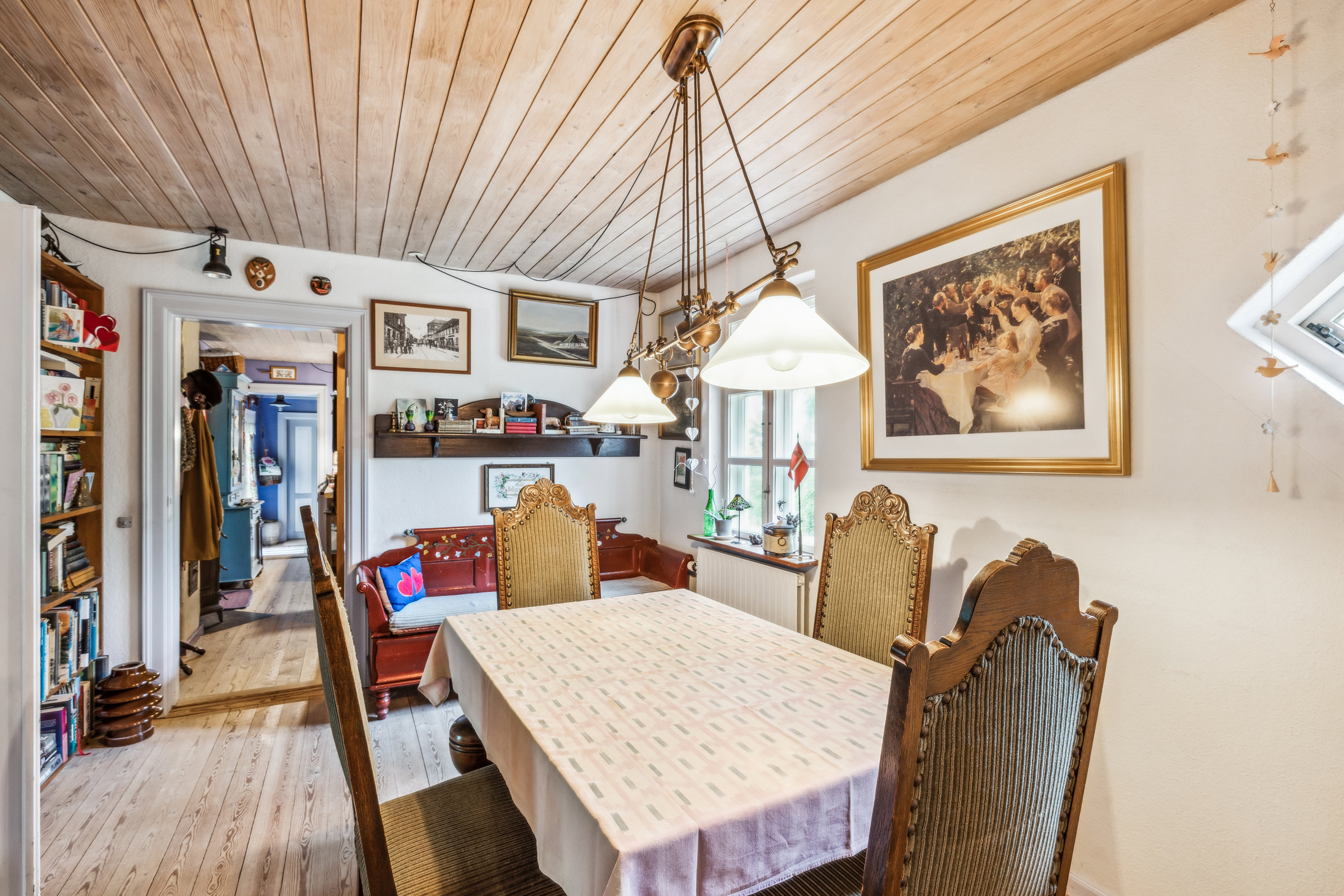 Fremhævet stue billede i fuldskærmstilstand. Billede af Astrupvej 17, Mesballe, 8550 Ryomgård