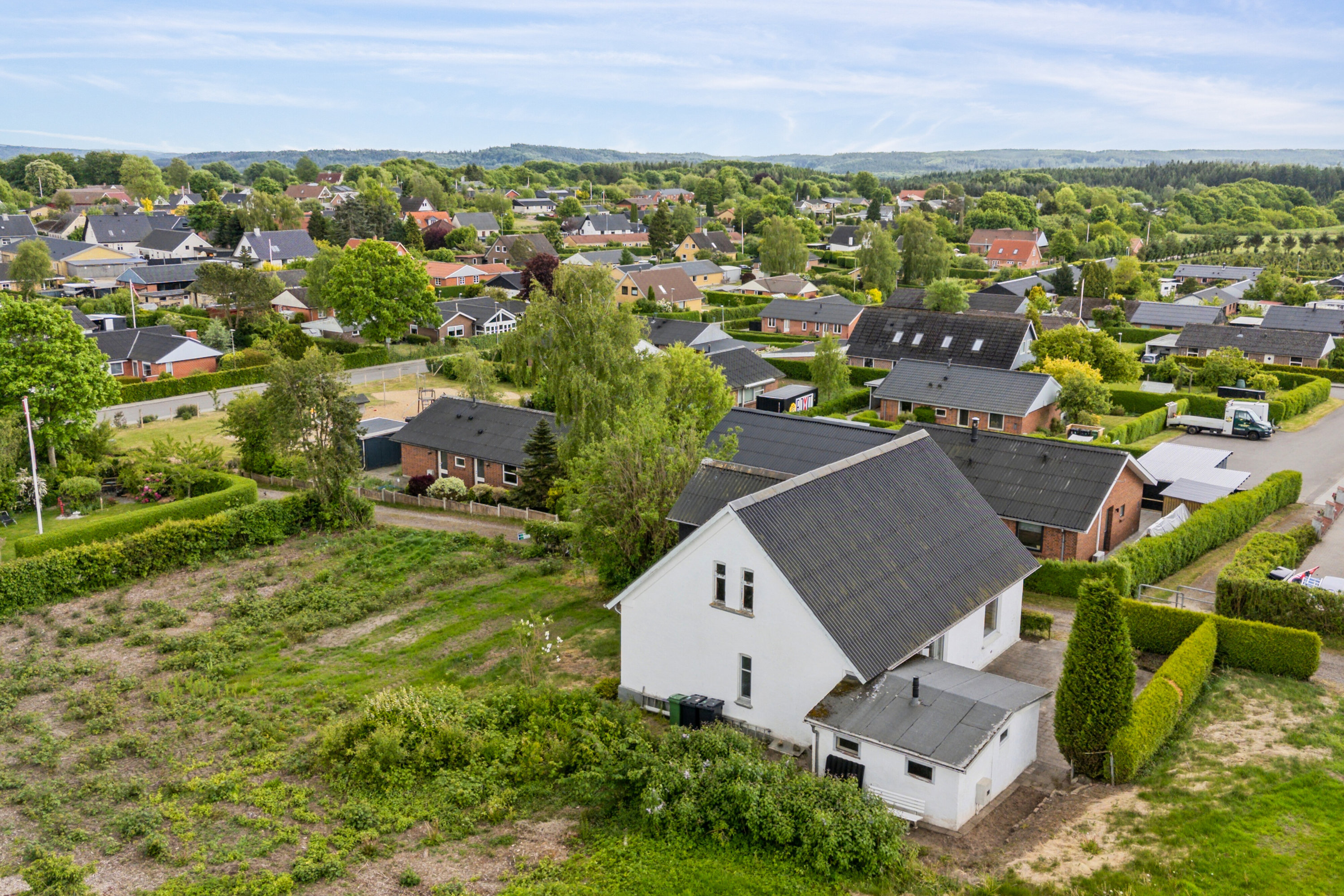 Fremhævet luftfoto billede i fuldskærmstilstand. Billede af Ahornvej 6, Salten, 8653 Them