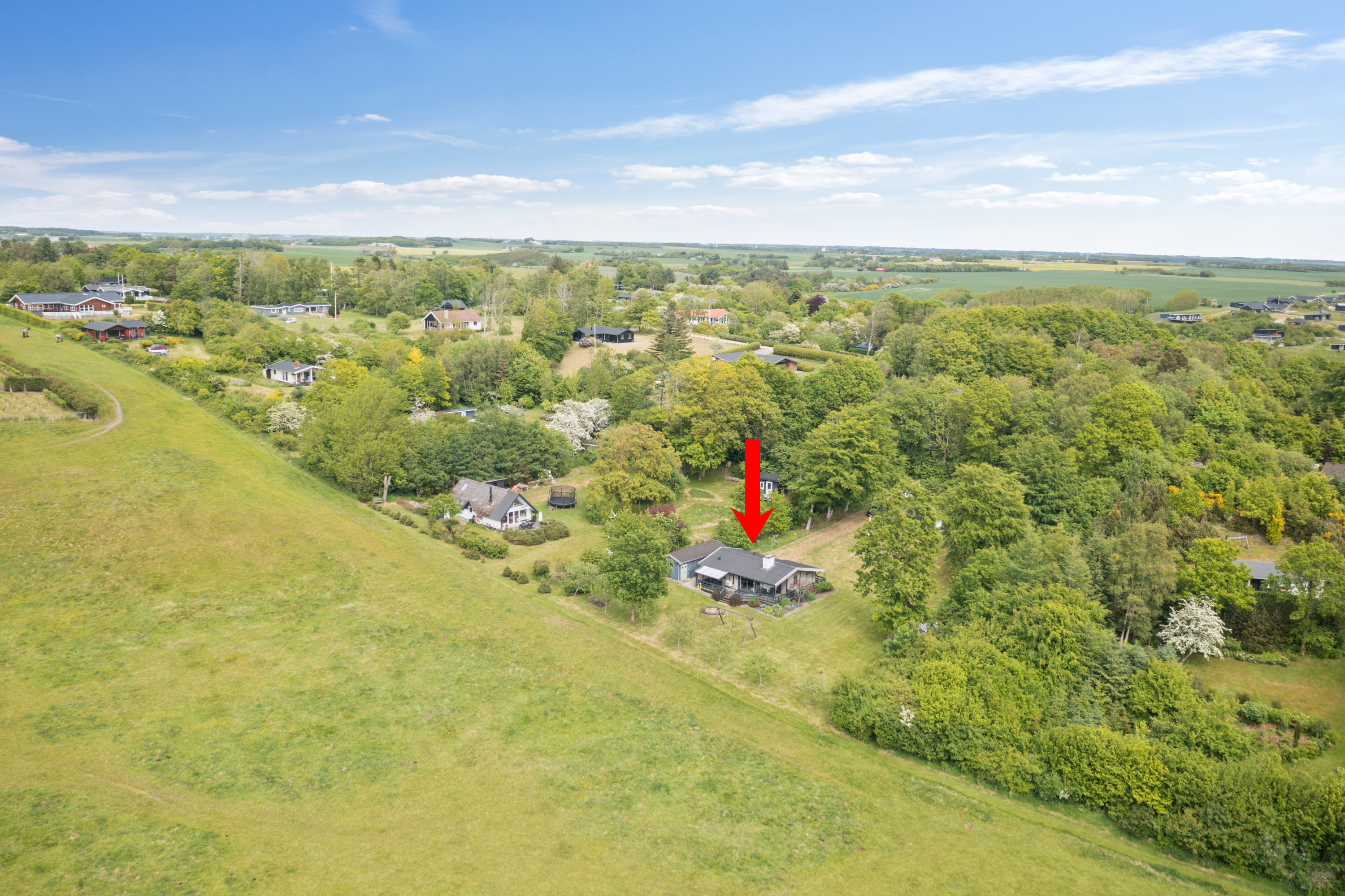 Fremhævet luftfoto billede i fuldskærmstilstand. Billede af Ildervej 9, Hostrup, 7860 Spøttrup