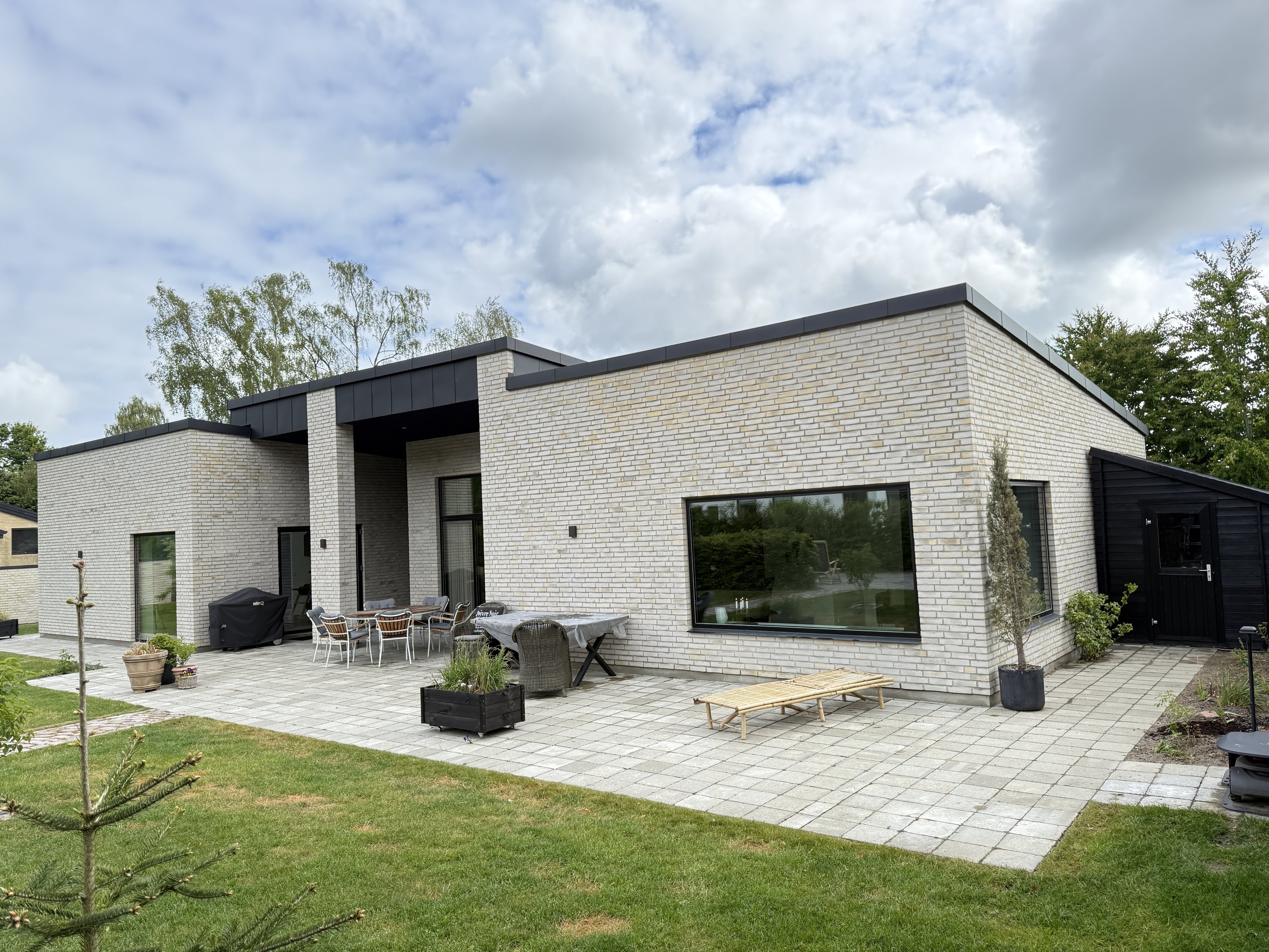 Miniaturebillede 2: . Billede af Sandageralle 39, 8300 Odder