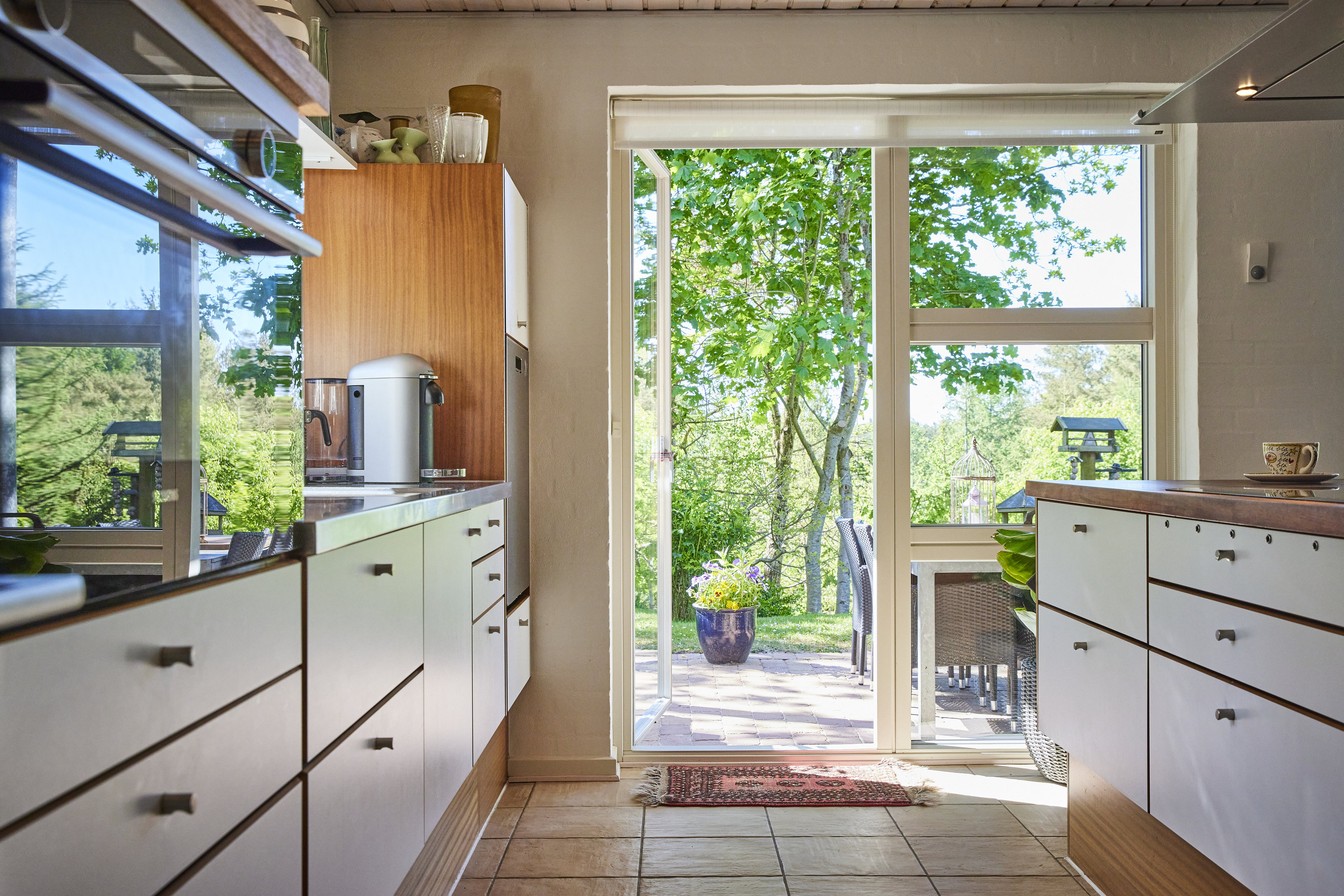 Fremhævet køkken billede i fuldskærmstilstand. Billede af Holmekollen 8, Voervadsbro, 8660 Skanderborg